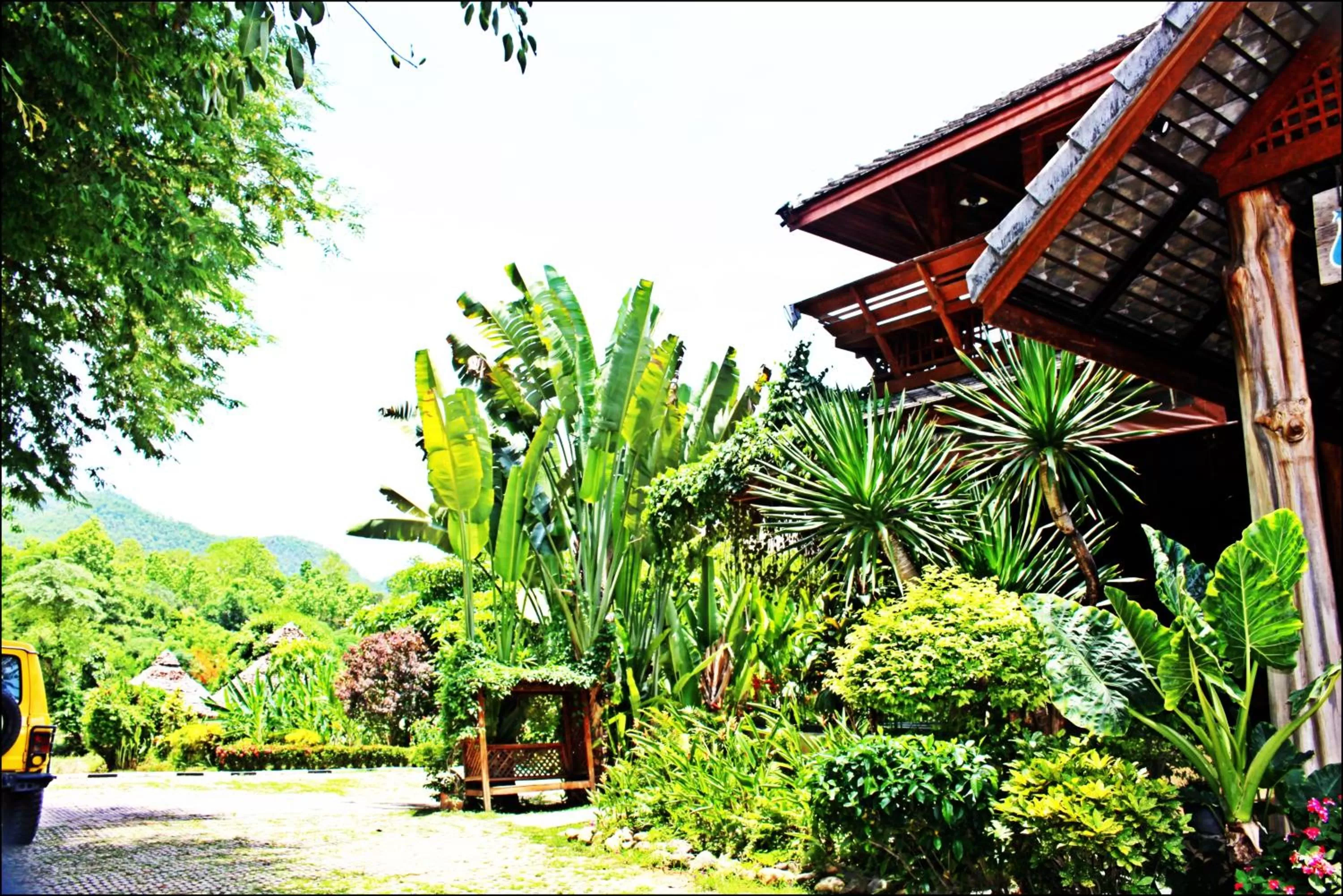 Facade/entrance in Pai Vimaan Resort