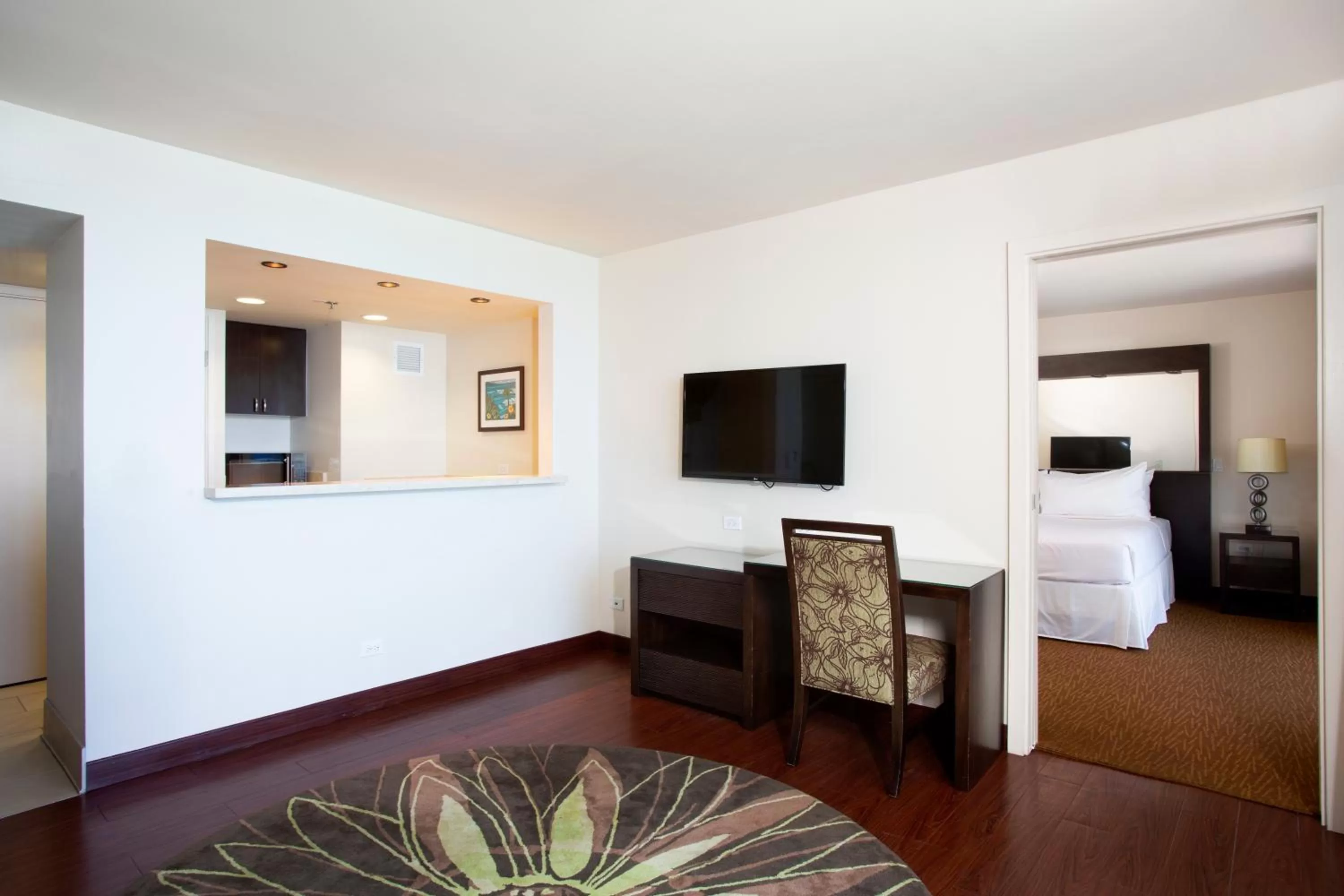 TV and multimedia in Park Shore Waikiki