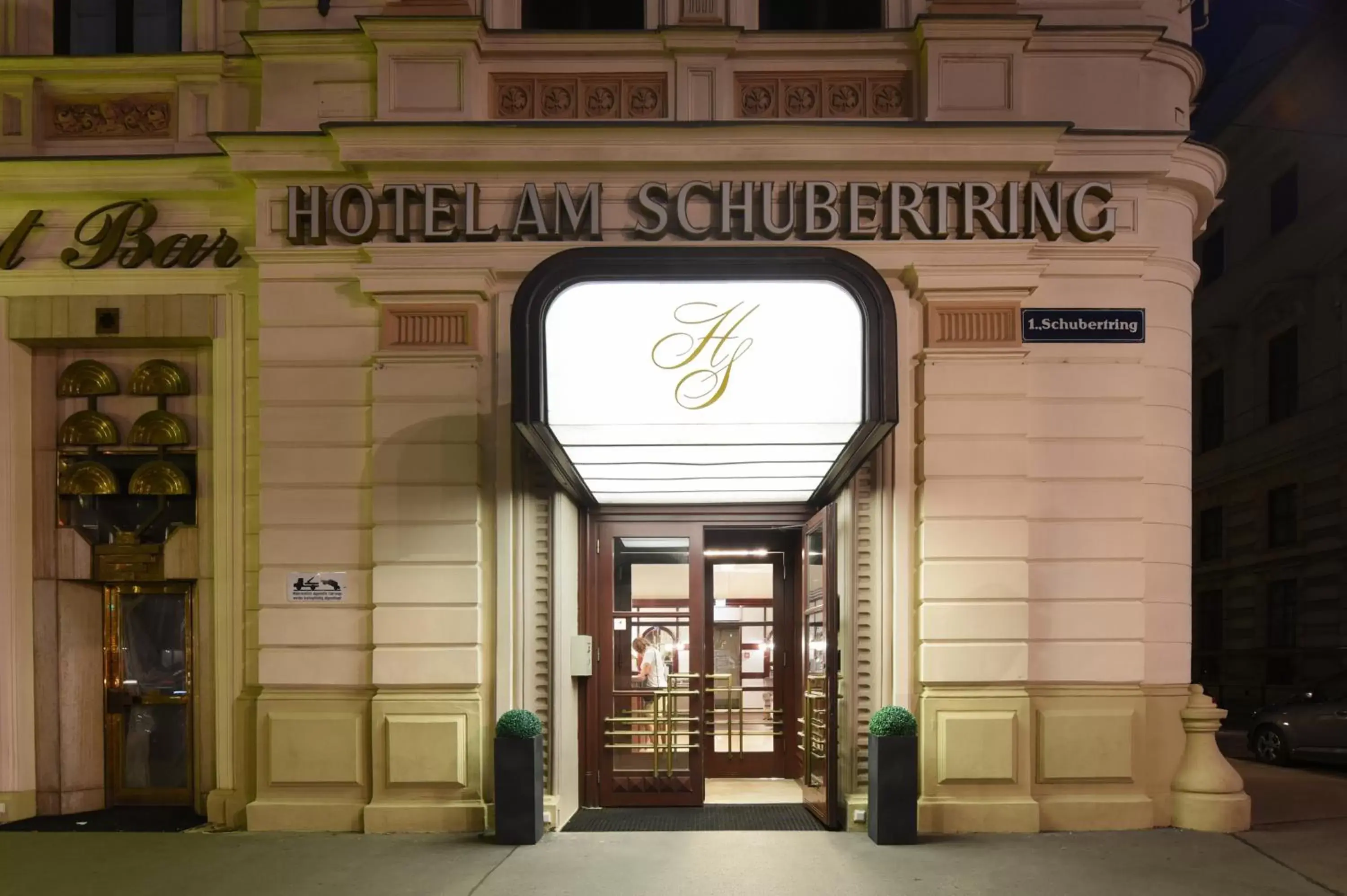 Facade/entrance in Hotel Am Schubertring