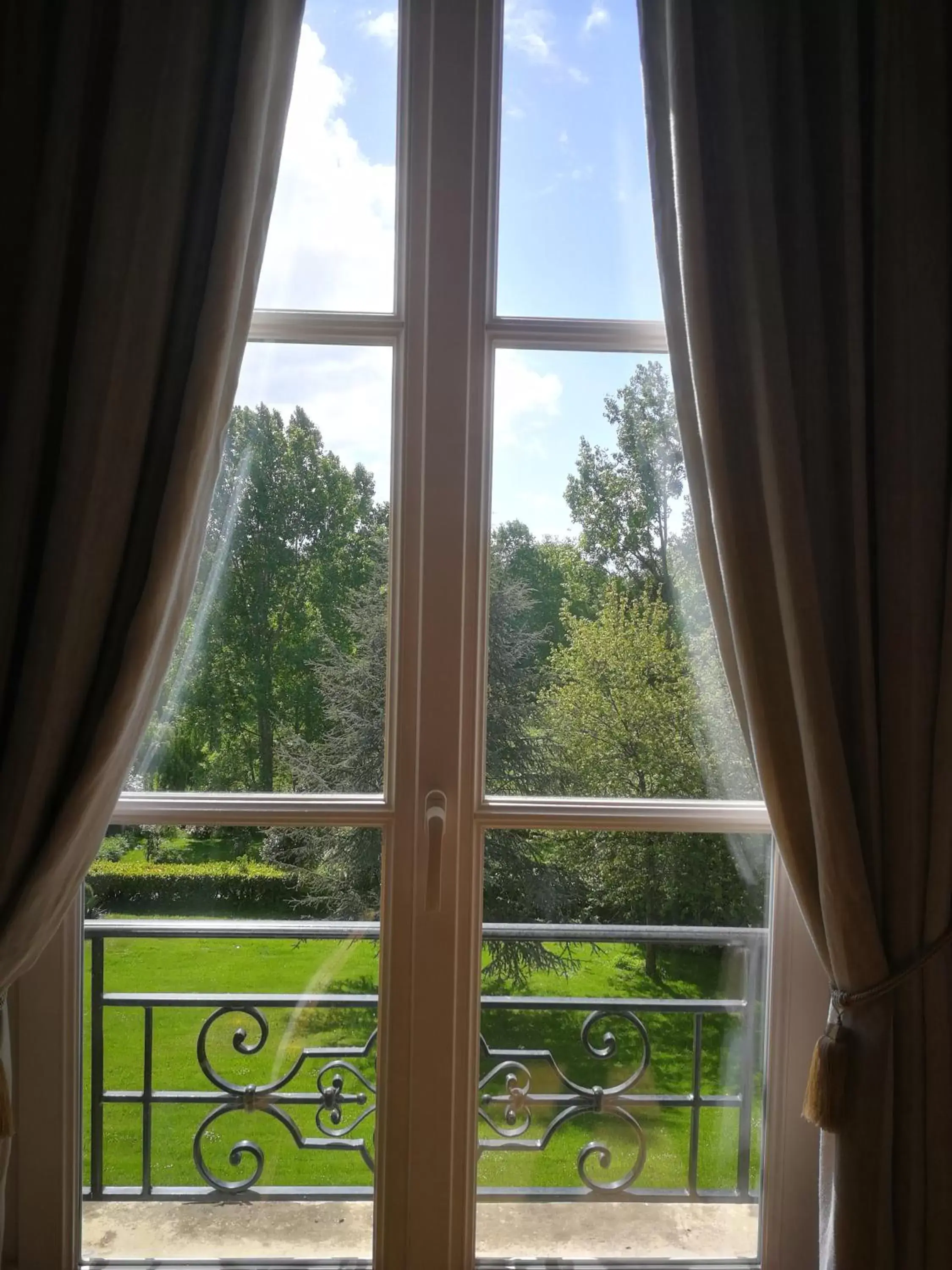 Bedroom in Chambres d'Hôtes Le Bas Manoir