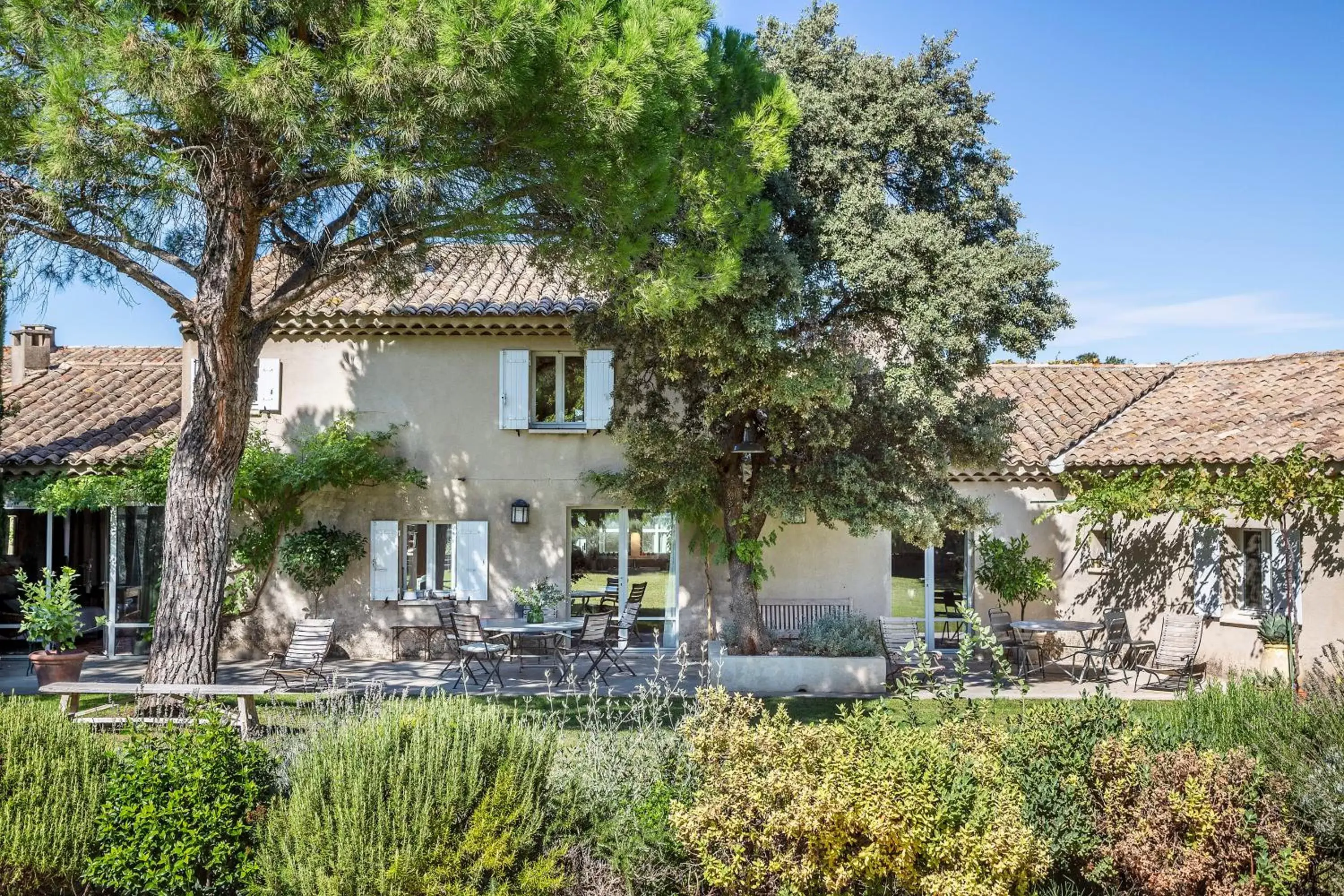 Garden, Property Building in Maison Les Chênes