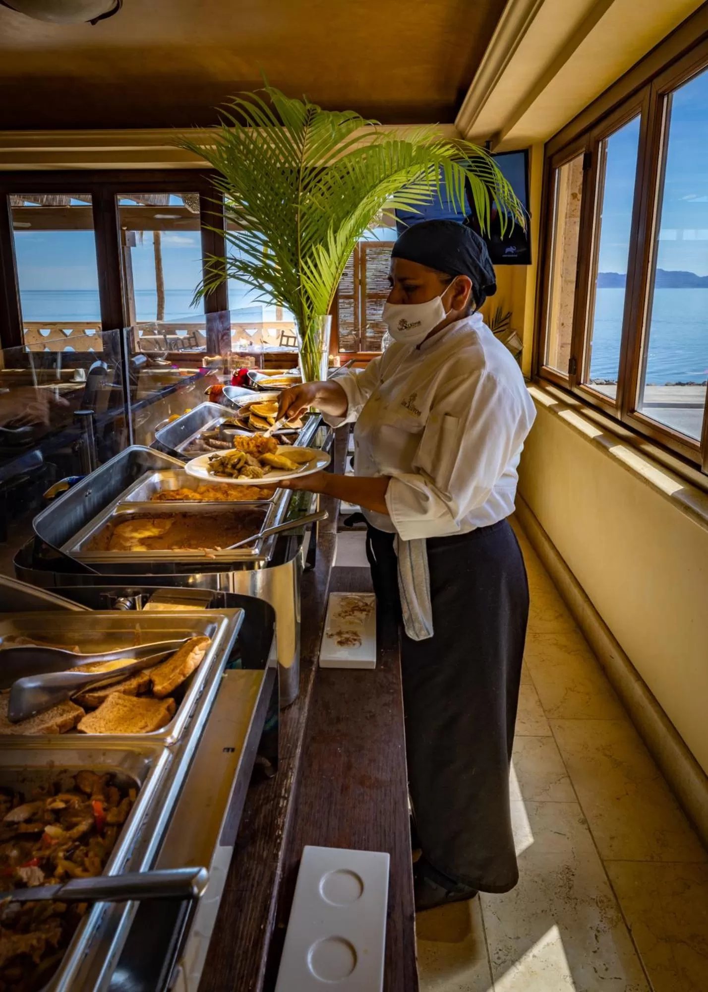Buffet breakfast in La Mision Loreto