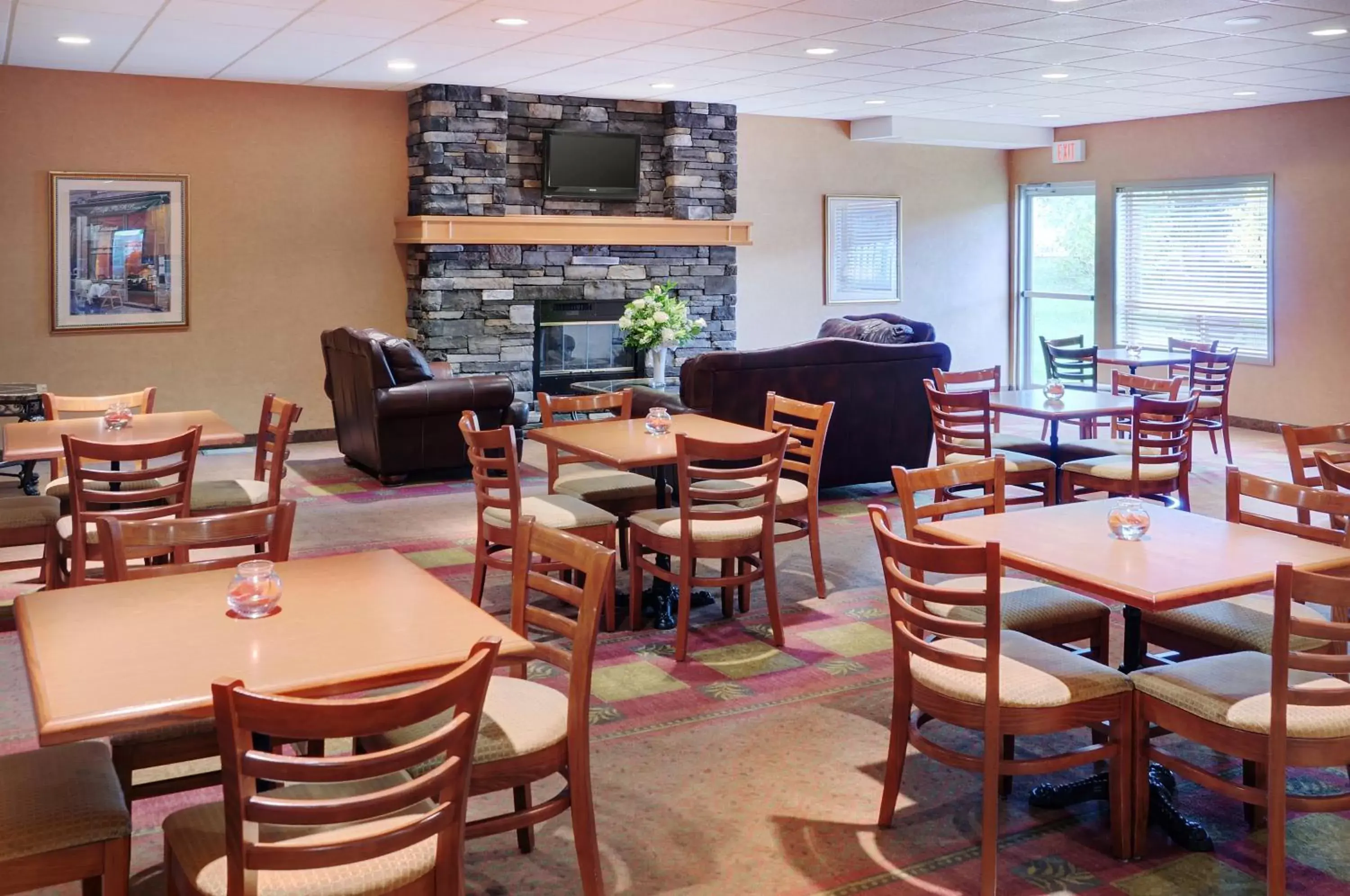 Restaurant/Places to Eat in Pomeroy Inn and Suites Dawson Creek