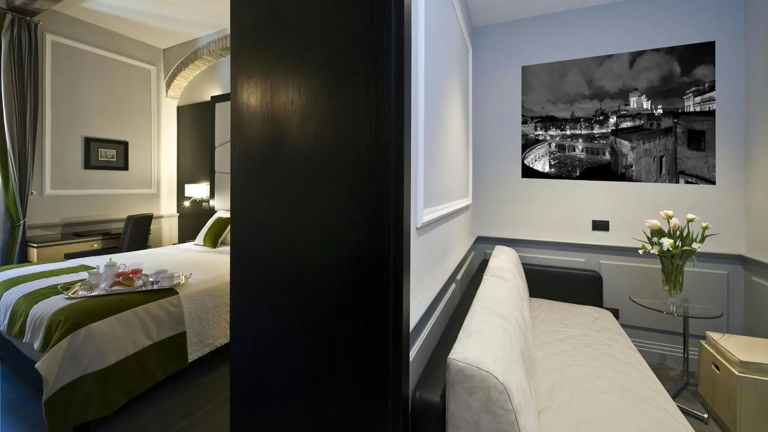 Bedroom, Bed in Duca d'Alba Hotel - Chateaux & Hotels Collection