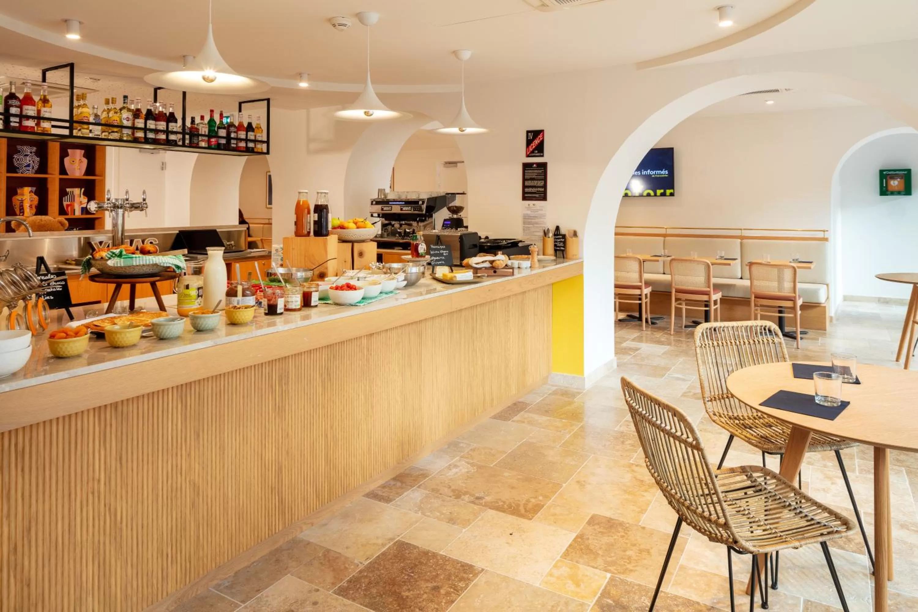 Buffet breakfast in Hôtel Escaletto
