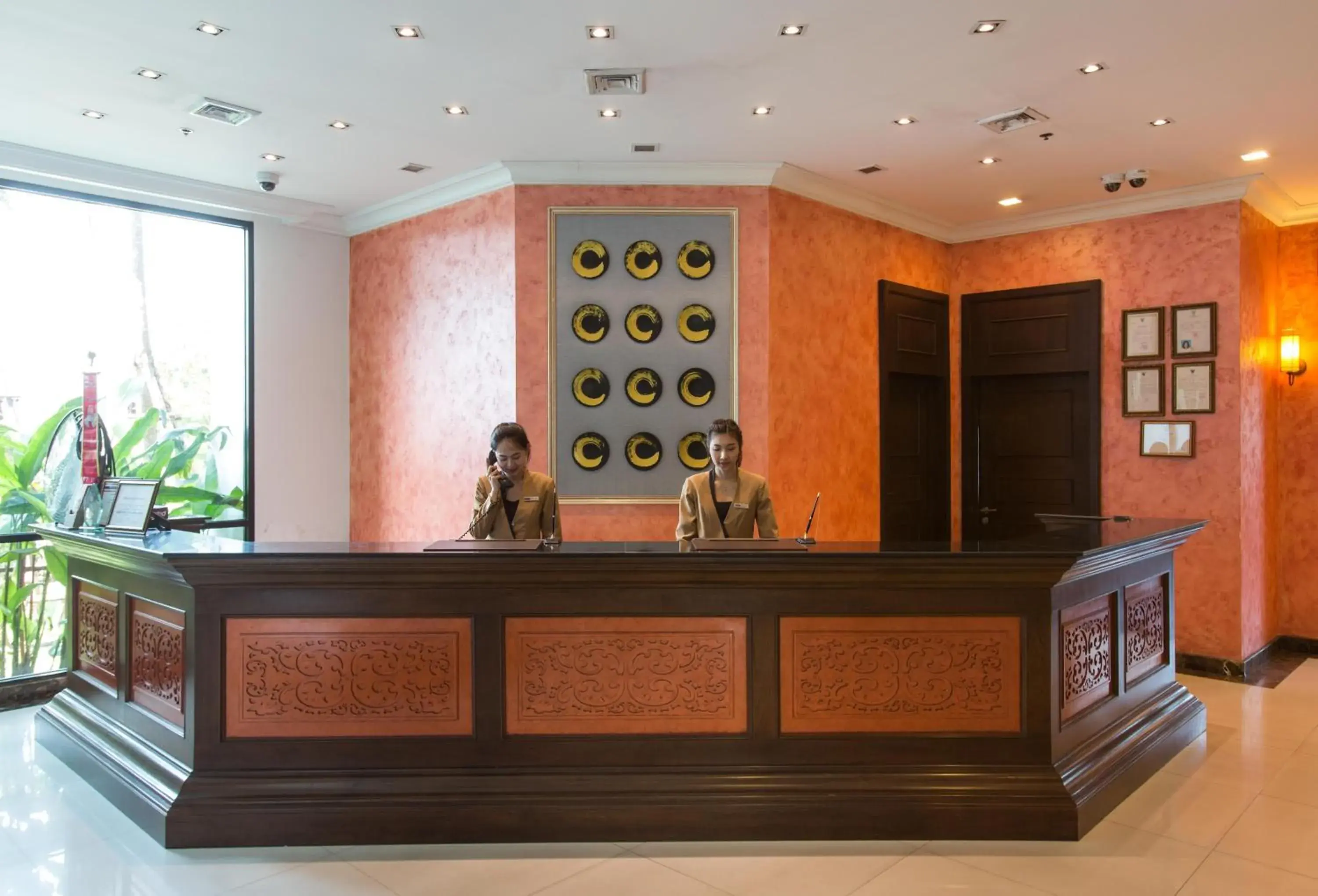 Staff, Lobby/Reception in Mida Grande Hotel Dhavaravati Nakhon Pathom