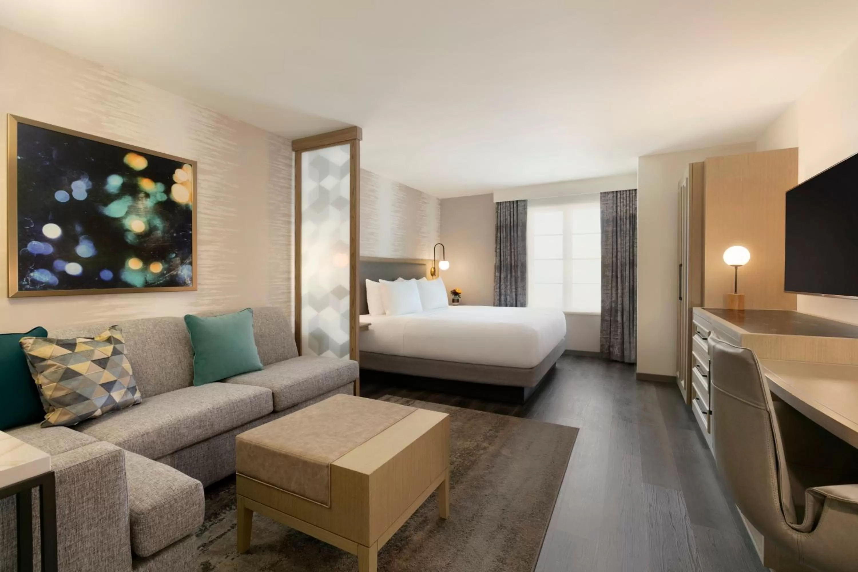 Photo of the whole room, Bed in Hyatt Place Santa Barbara