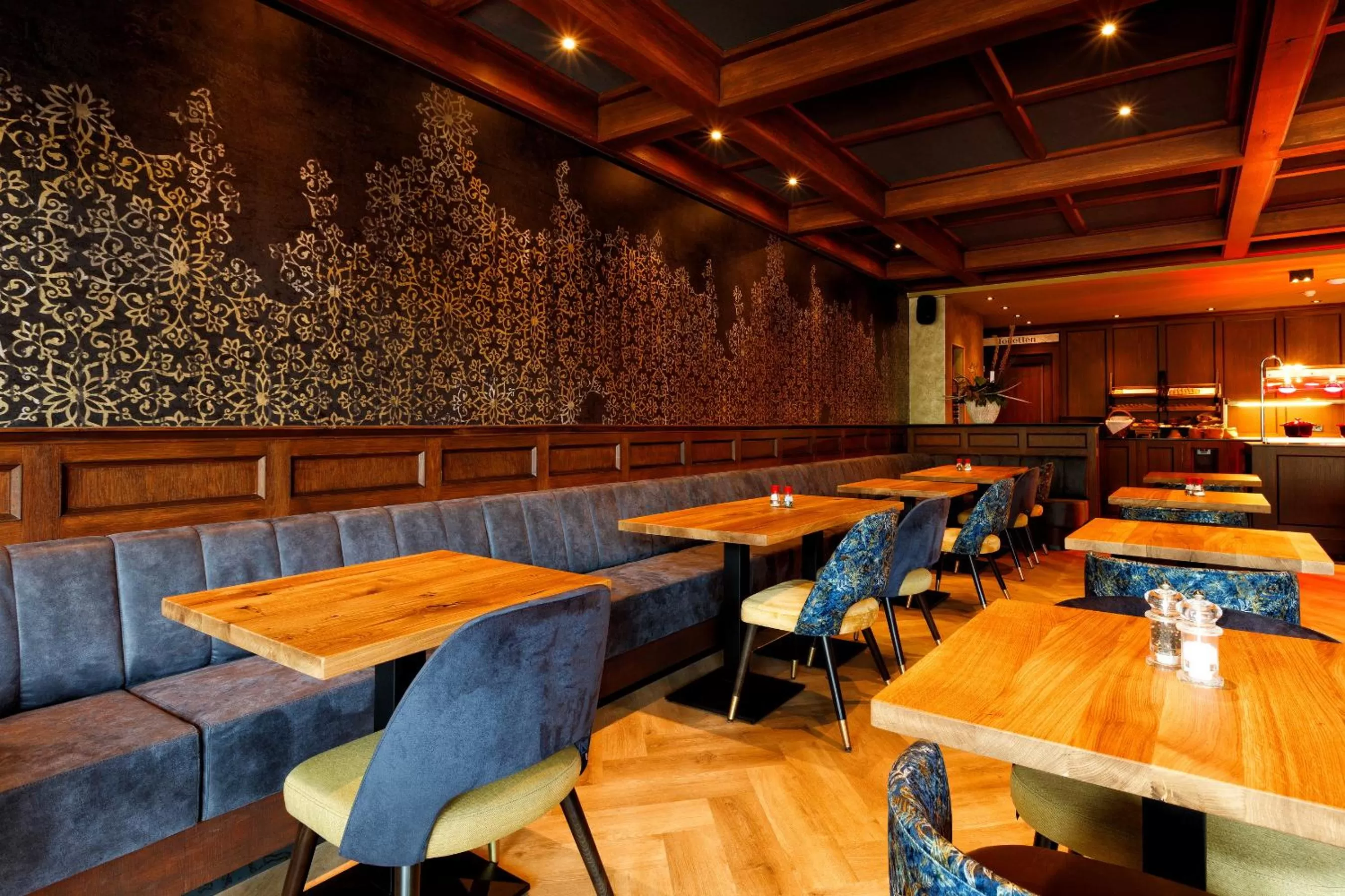 Property building in Hotel Karsten