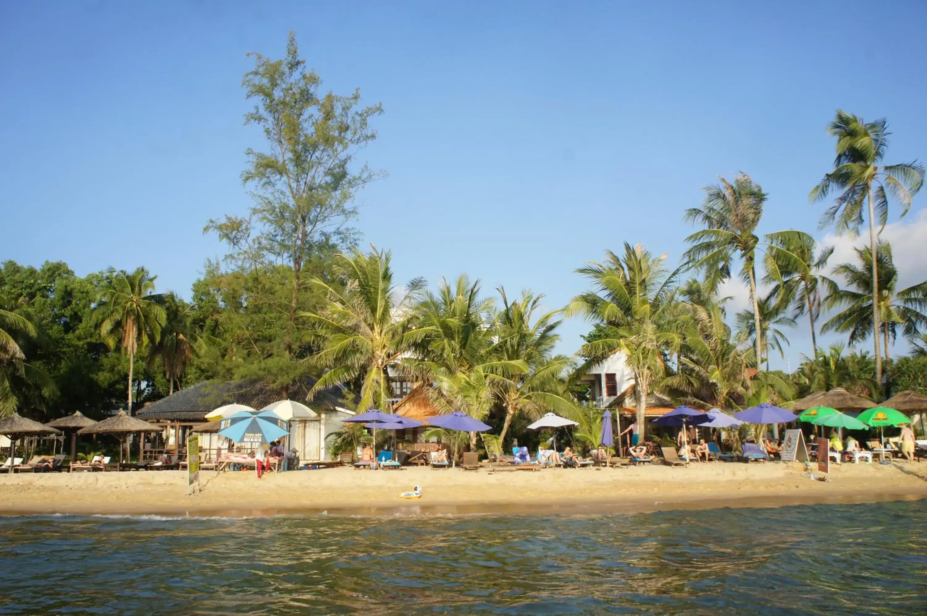 Sea view, Beach in Phu Quoc Kim - Bungalow On The Beach