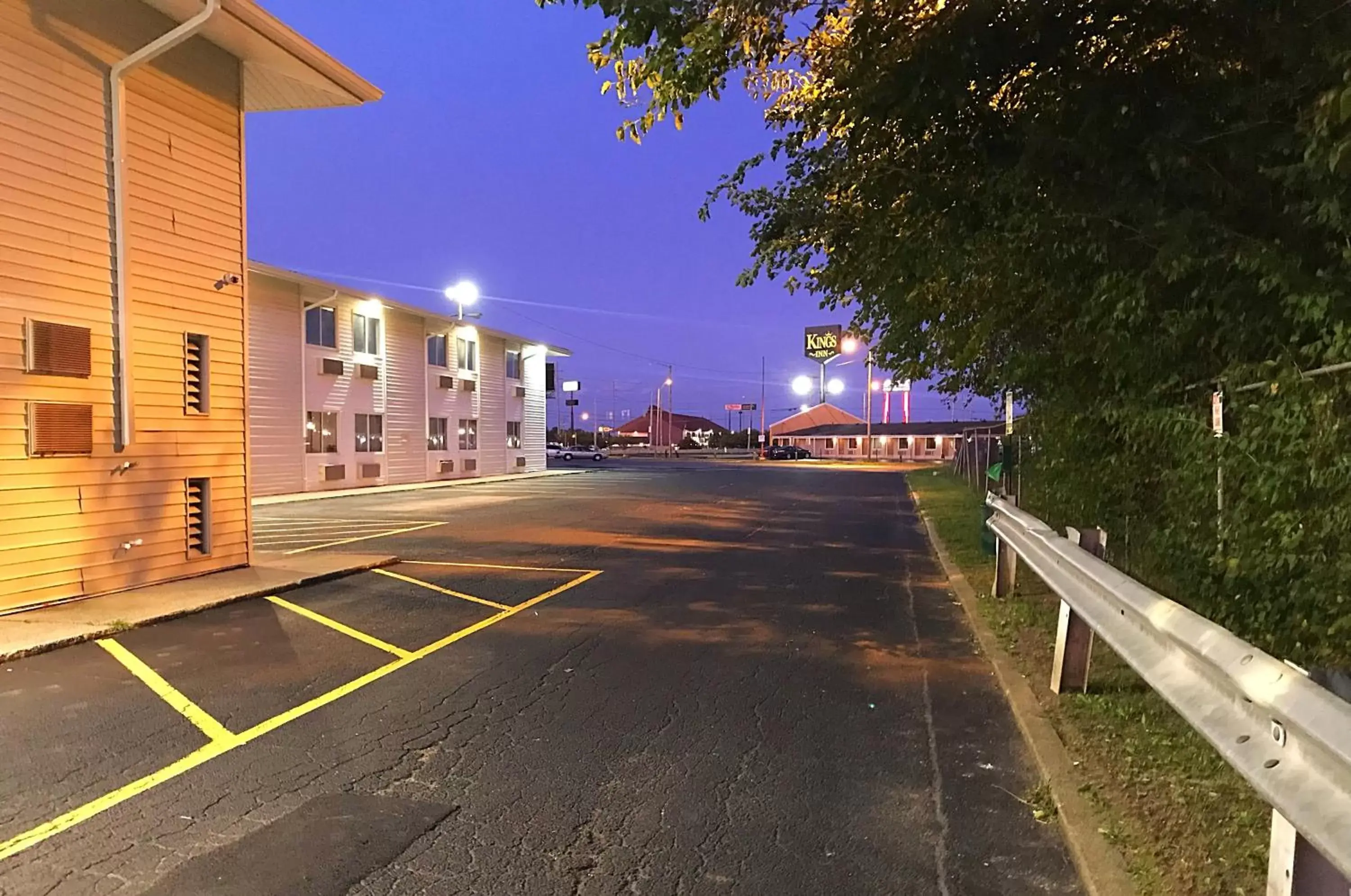 Night in Motel 6-Fort Wayne, IN