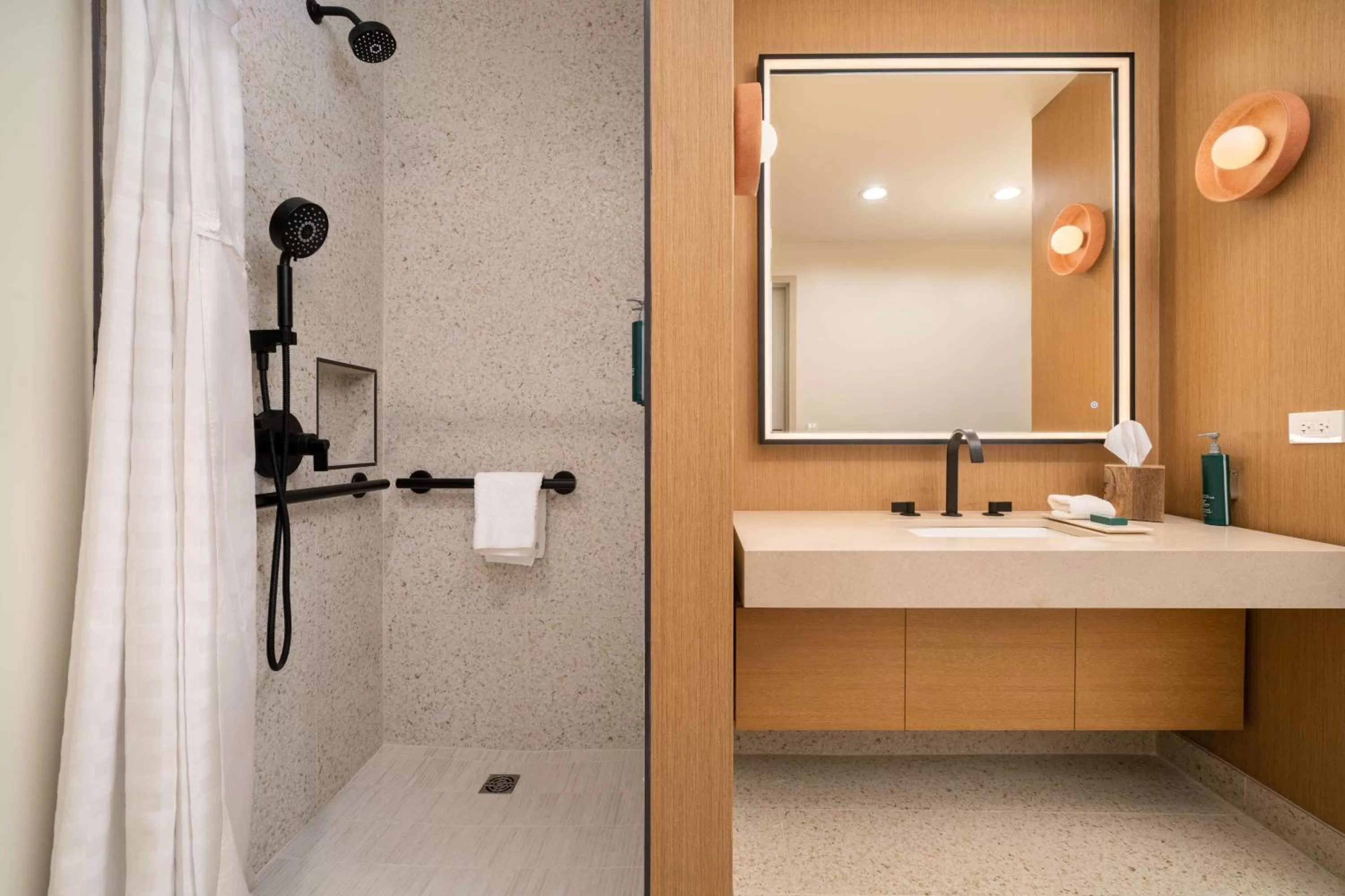 Bathroom in Hilton San Diego Gaslamp Quarter