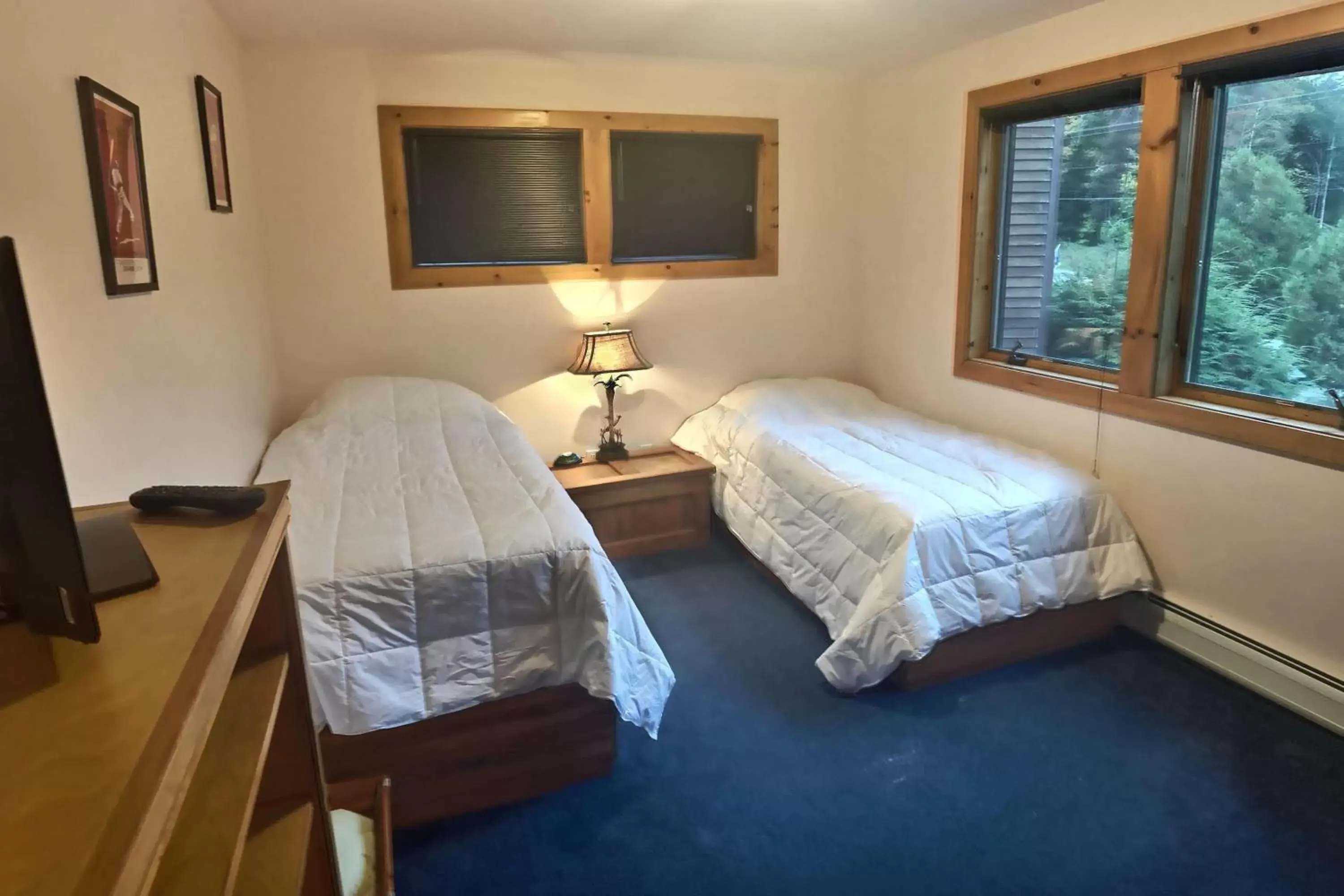 Bedroom, Bed in Mountain Sports Inn