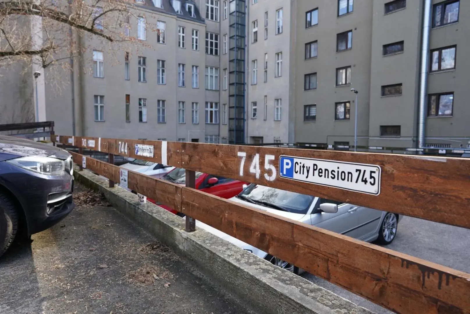 Parking in City Pension Berlin