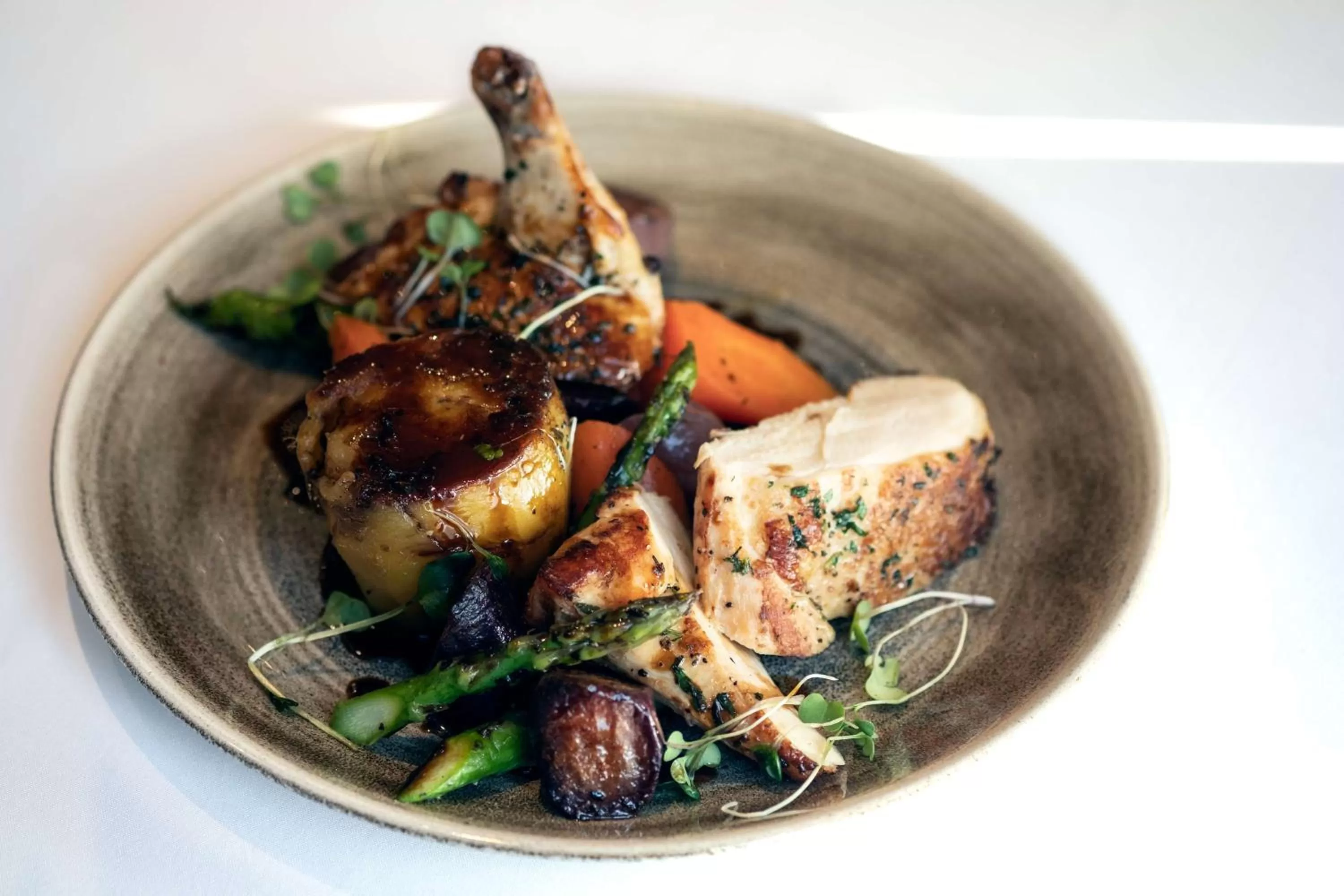 Restaurant/places to eat in Hyatt Regency Calgary