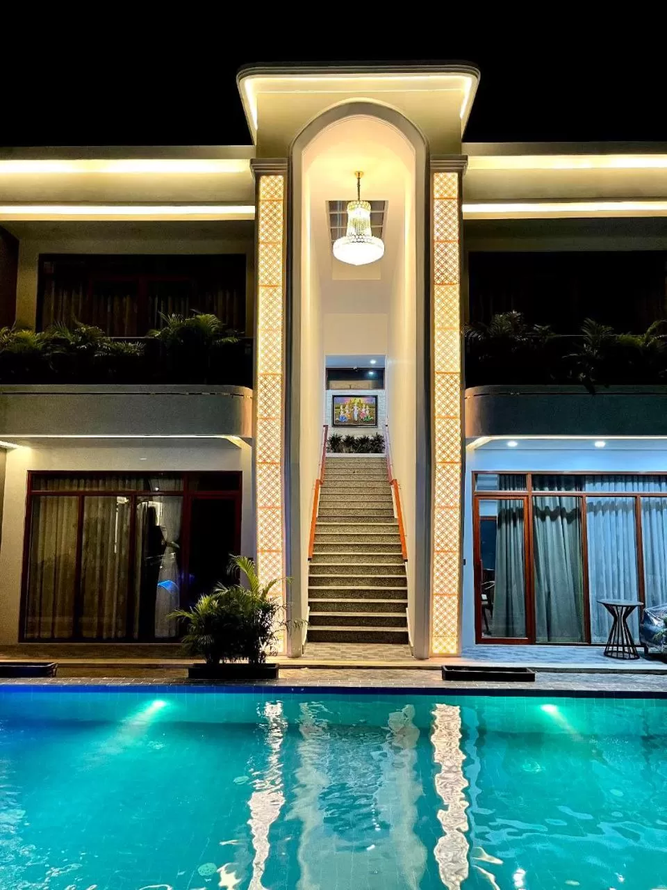 Swimming pool in Cambana La Riviere Boutique