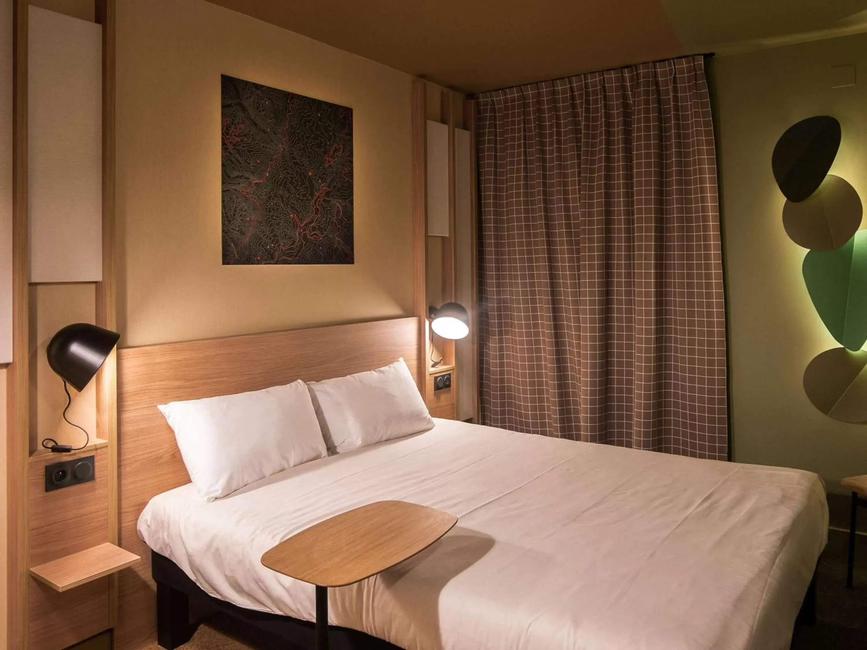 Property building, Bed in IBIS STYLES Rouen Parc Expos Zenith Property building, Bed in IBIS STYLES Rouen Parc Expos Zenith