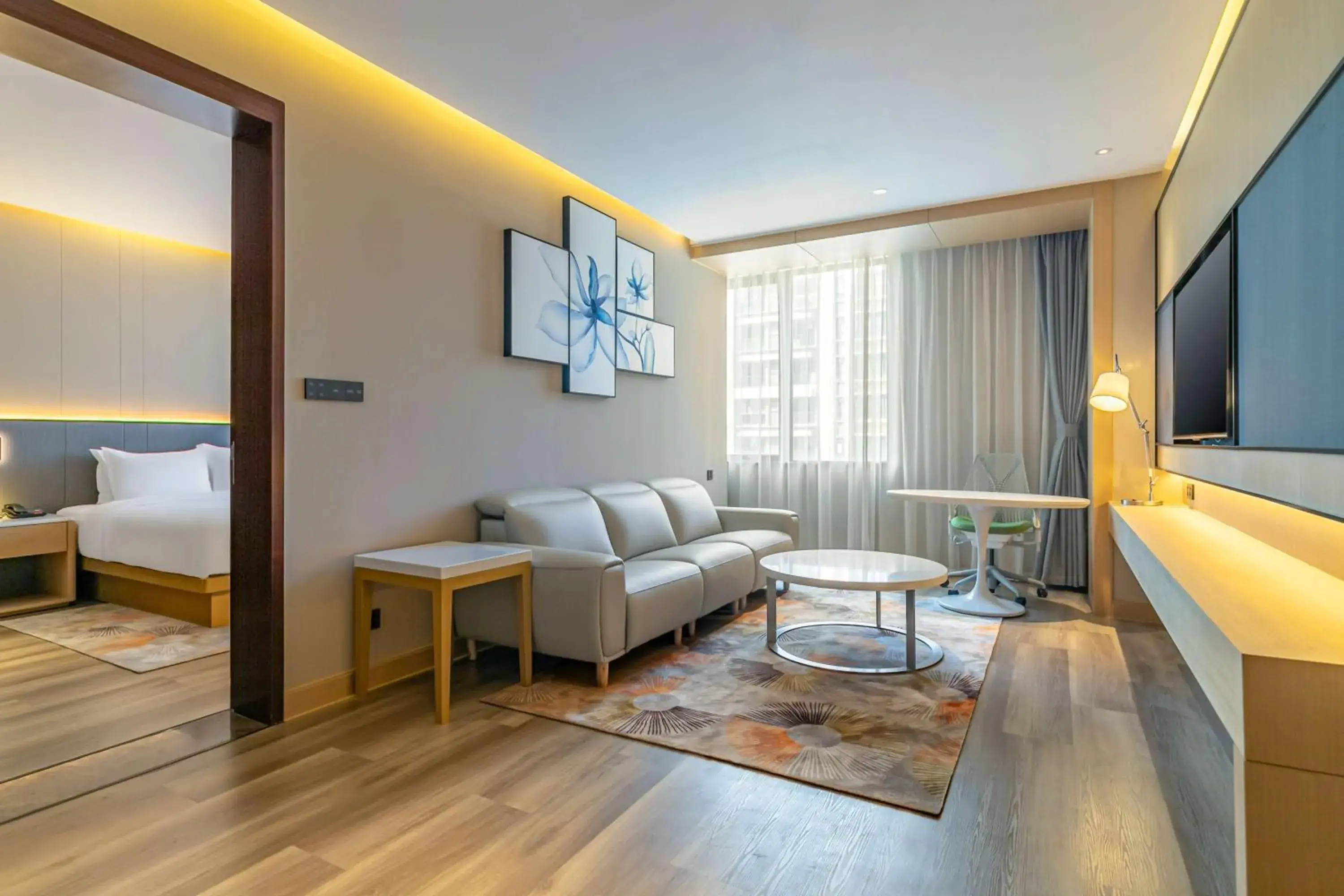 Bedroom, Seating Area in Hilton Garden Inn Foshan