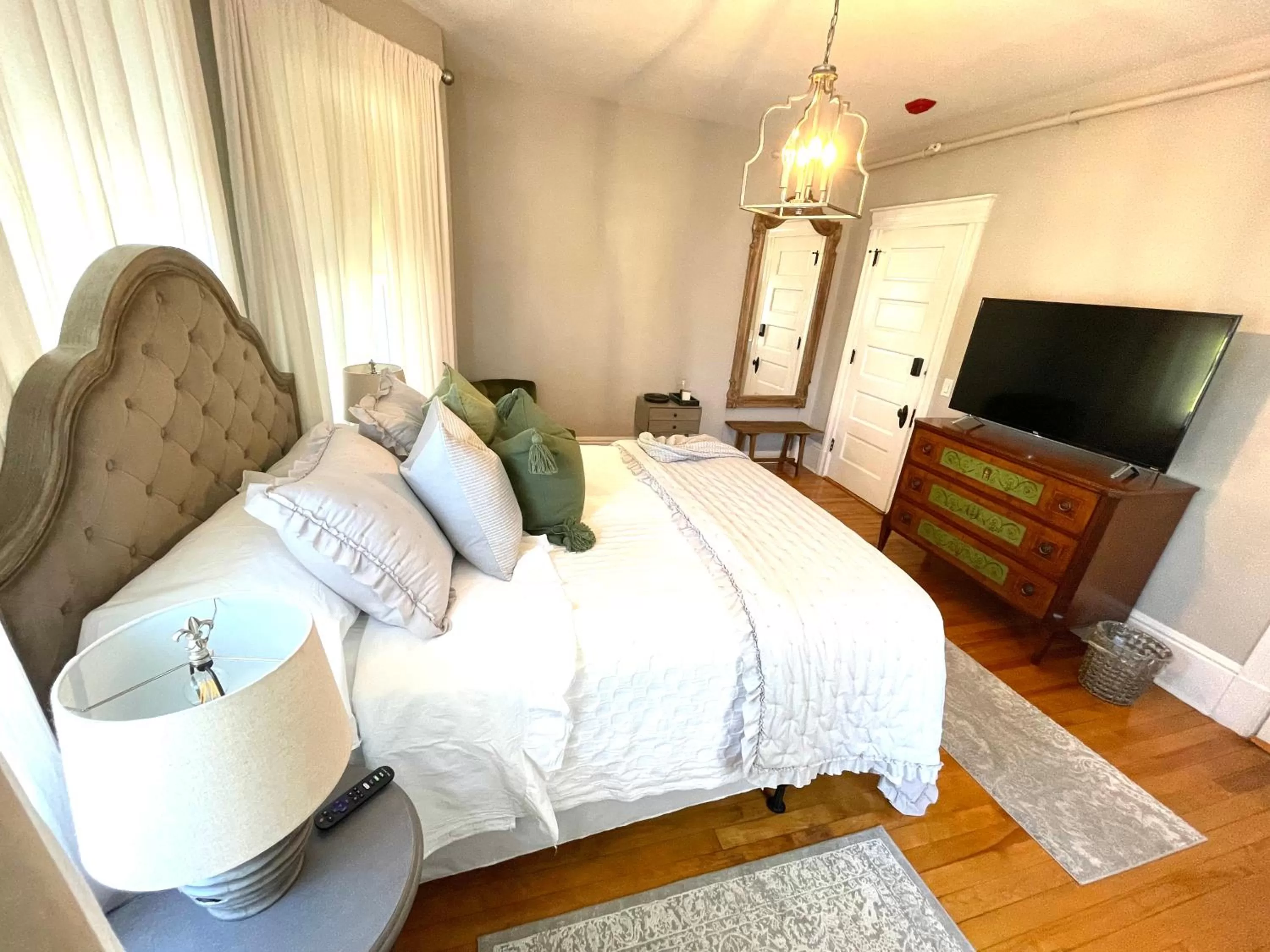 Bed in Vida Boutique Inn