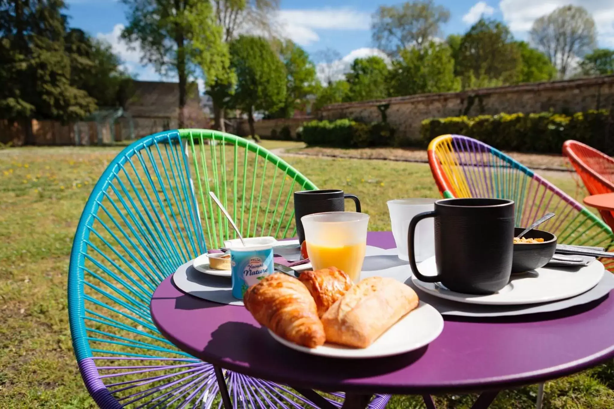 Spring, Breakfast in The Originals Boutique, Hôtel Victoria, Fontainebleau