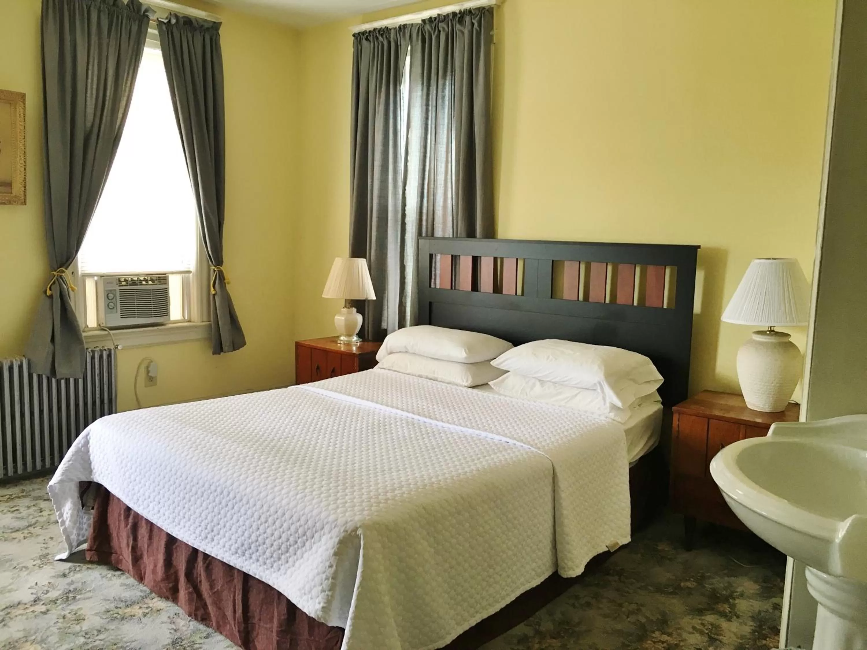 Other, Bed in Harbor House Bed and Breakfast