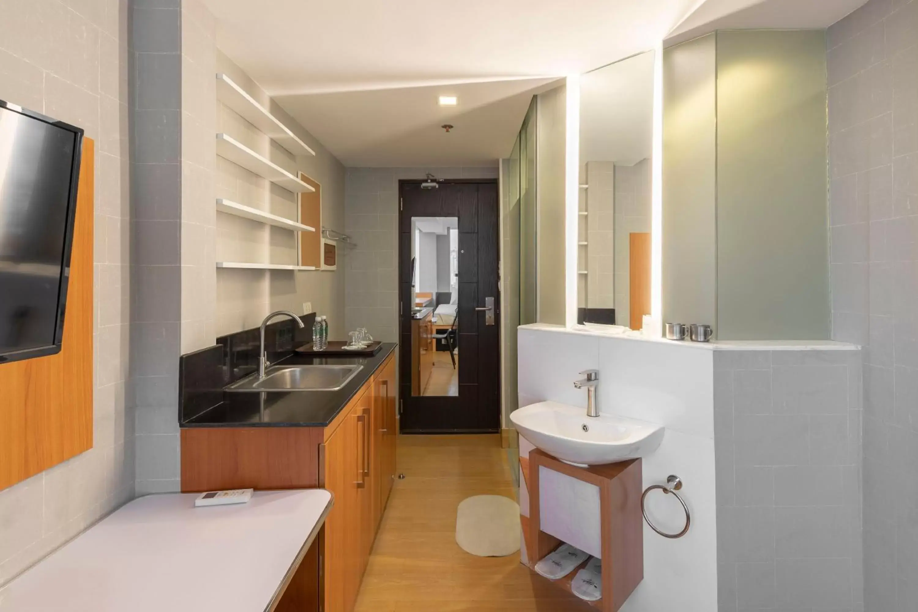 Kitchen or kitchenette, Kitchen/Kitchenette in Selah Pods Hotel Manila