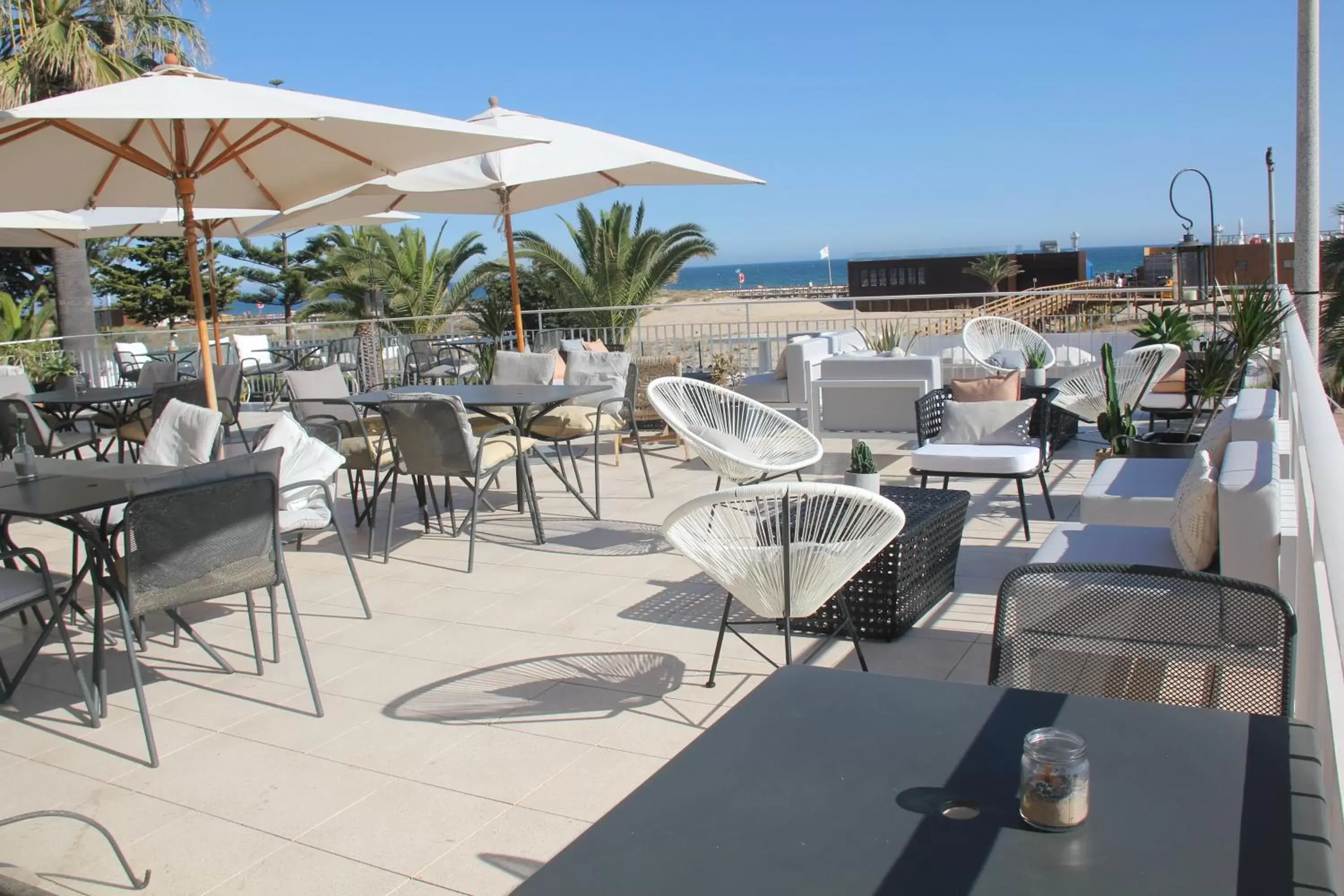 Balcony/Terrace, Restaurant/Places to Eat in Hotel Vasco Da Gama