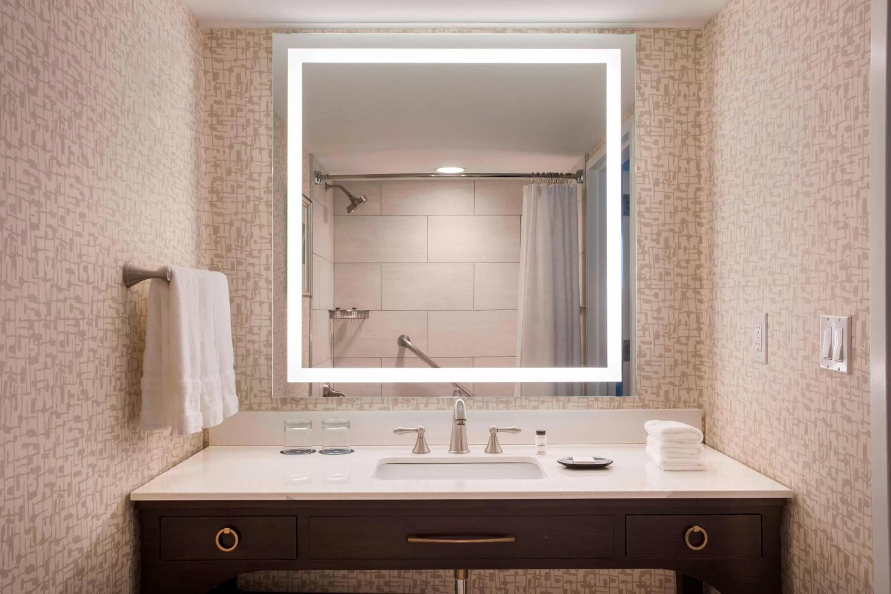 Bathroom in Sheraton Mahwah