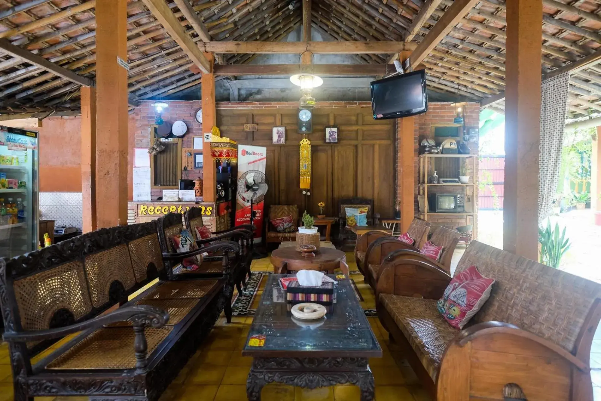 Property building, Lounge/Bar in RedDoorz Syariah near Akmil Magelang
