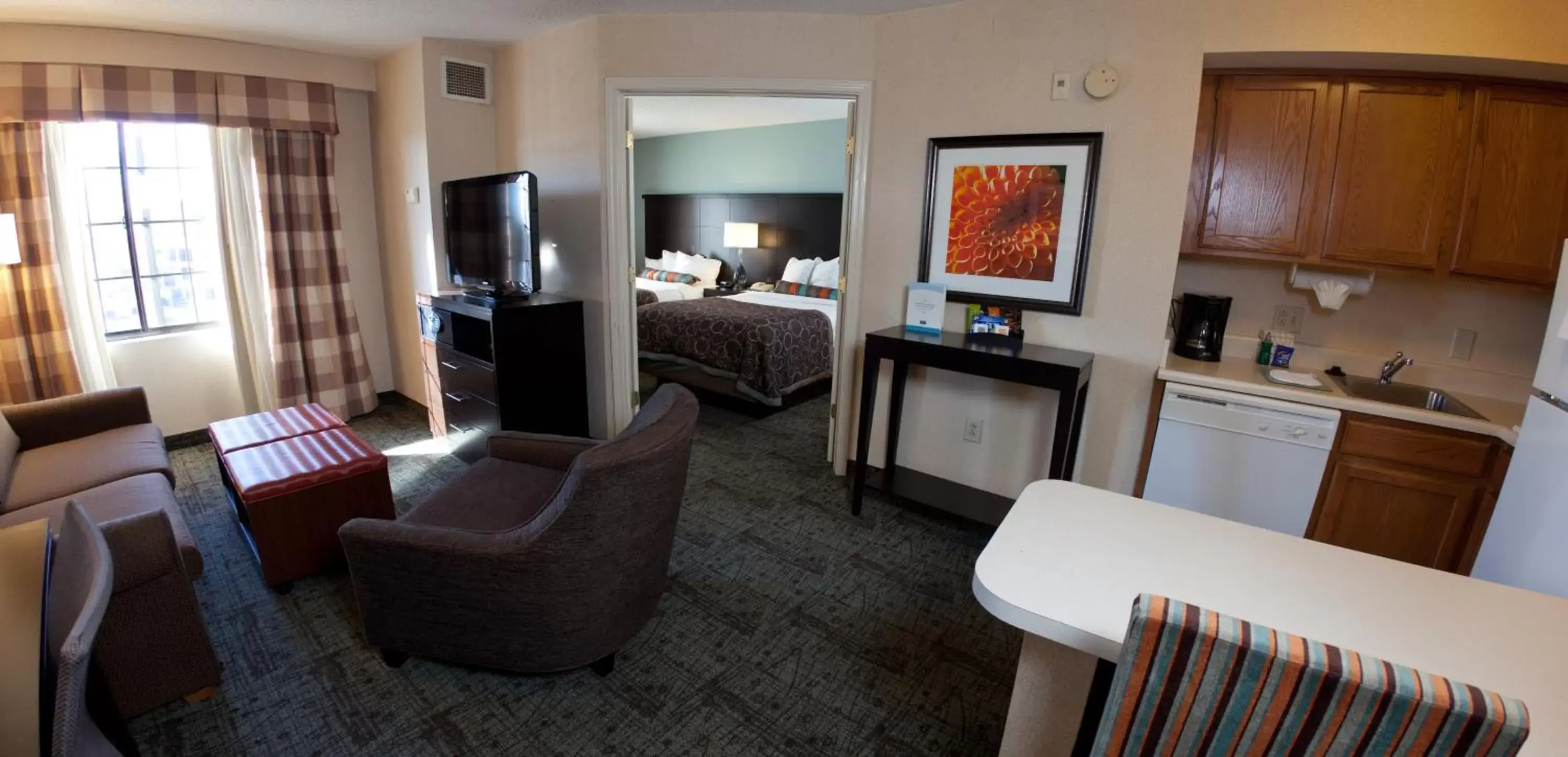 Photo of the whole room, Seating Area in Homewood Suites by Hilton Atlanta Buckhead Pharr Road