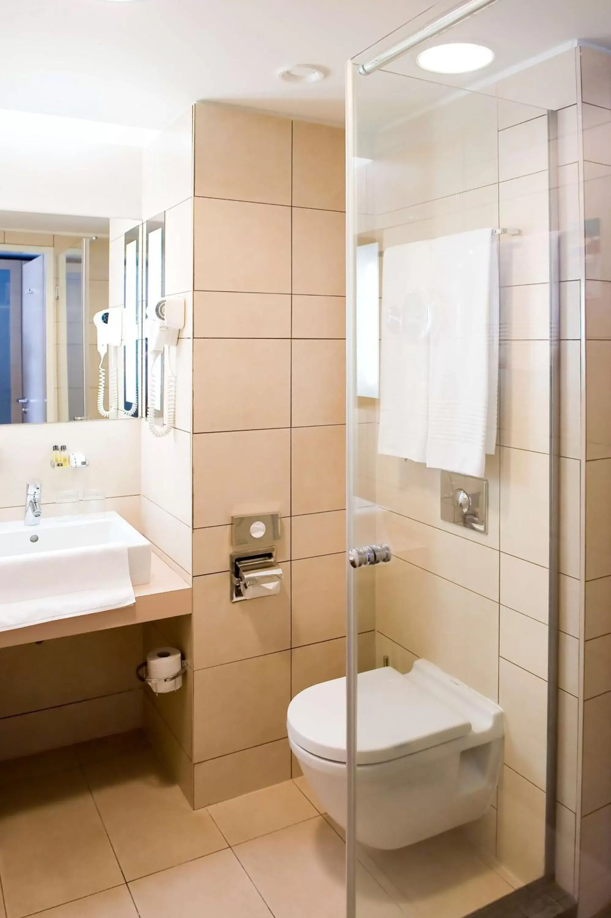 Bathroom in Park Inn by Radisson Sarvar Resort & Spa