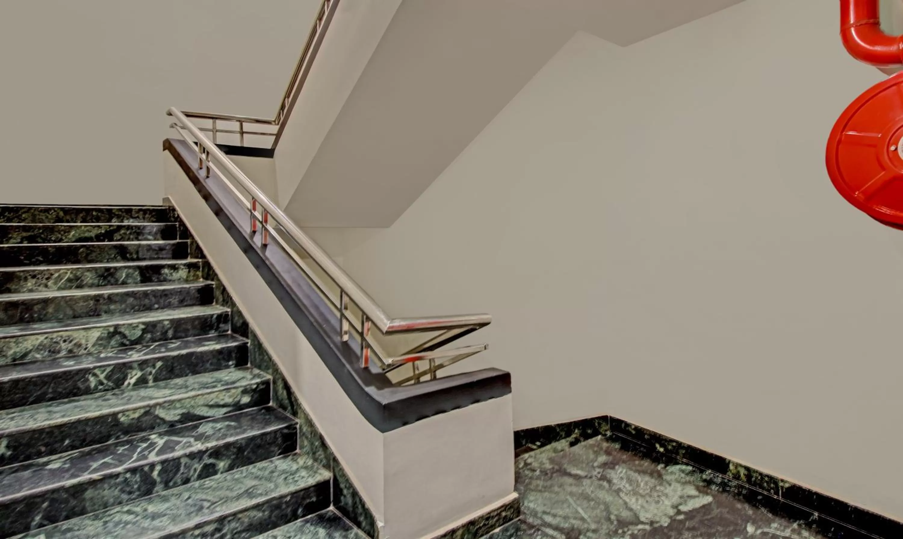 Lobby or reception in Treebo Prince