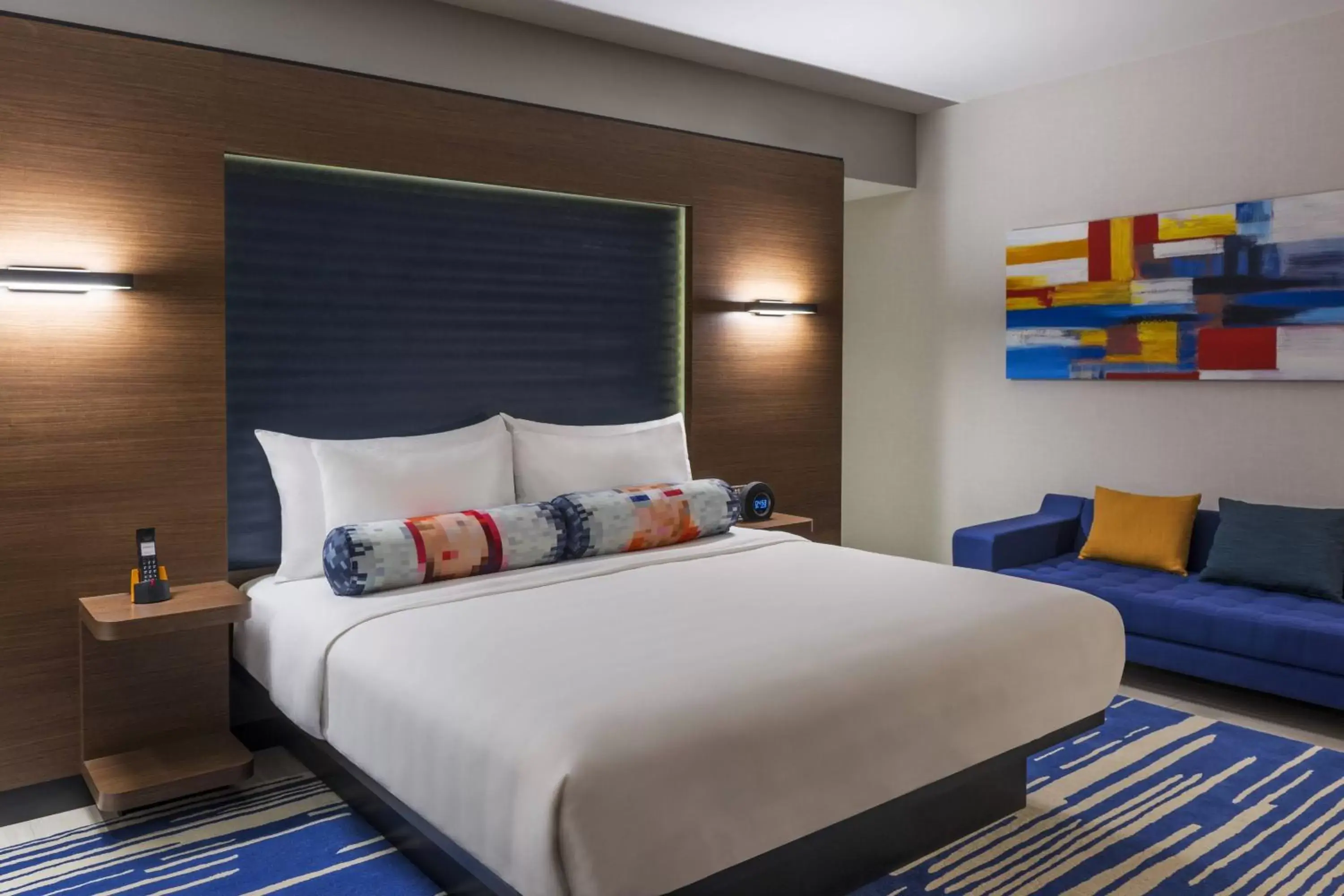 Bedroom, Bed in Aloft Al Ain