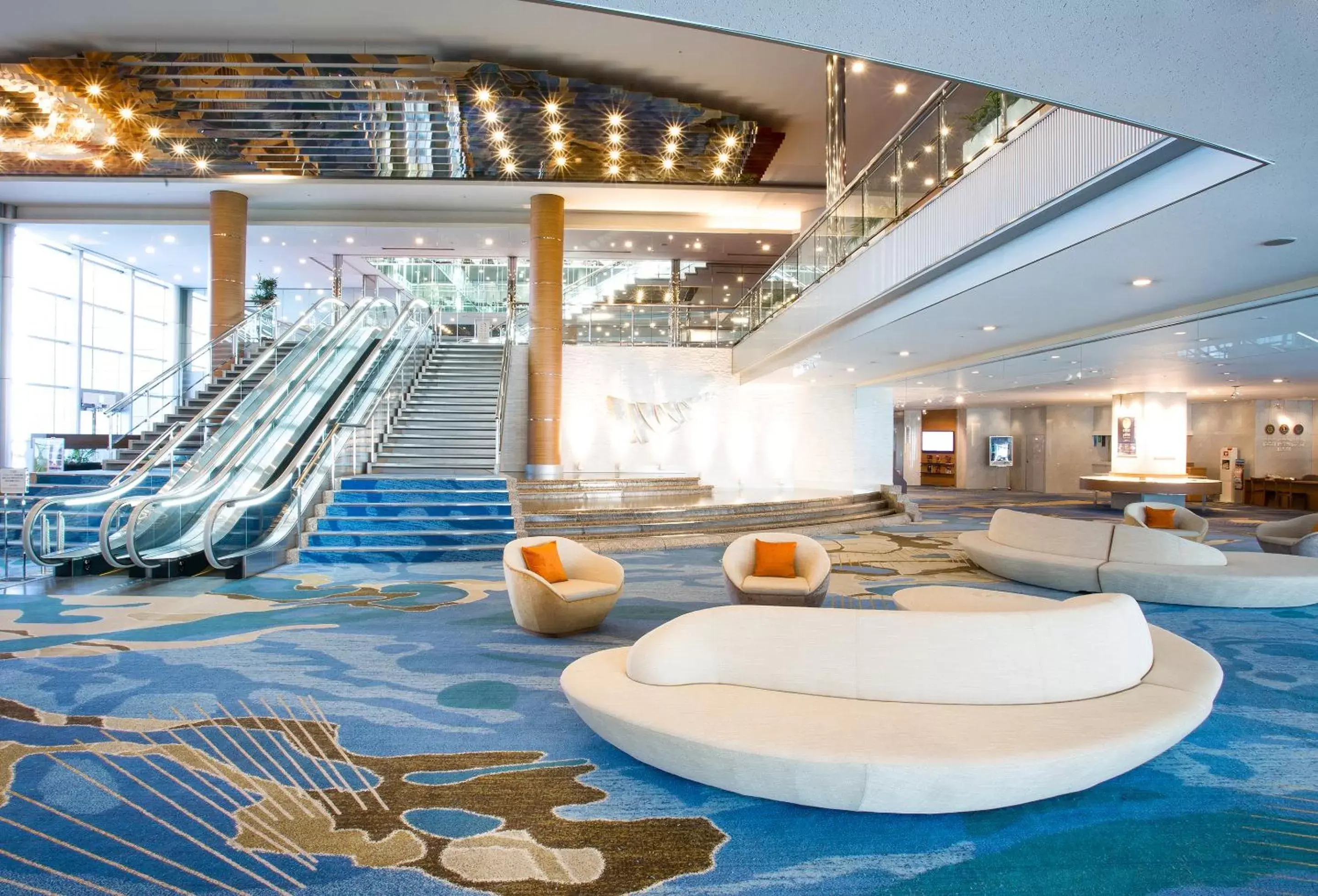 Lobby or reception, Swimming Pool in Lake Biwa Otsu Prince Hotel