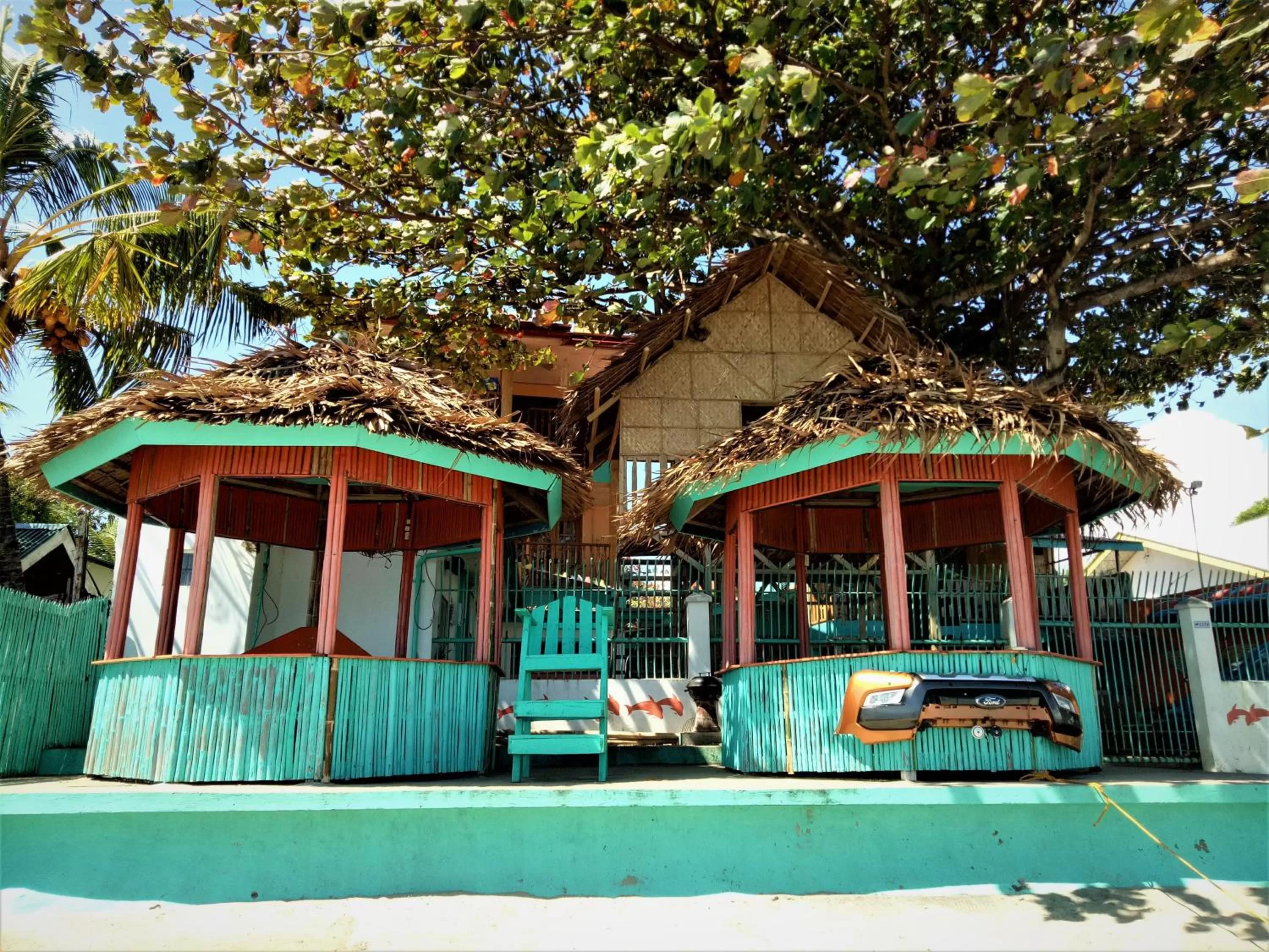 SmallFry's Beach Resort