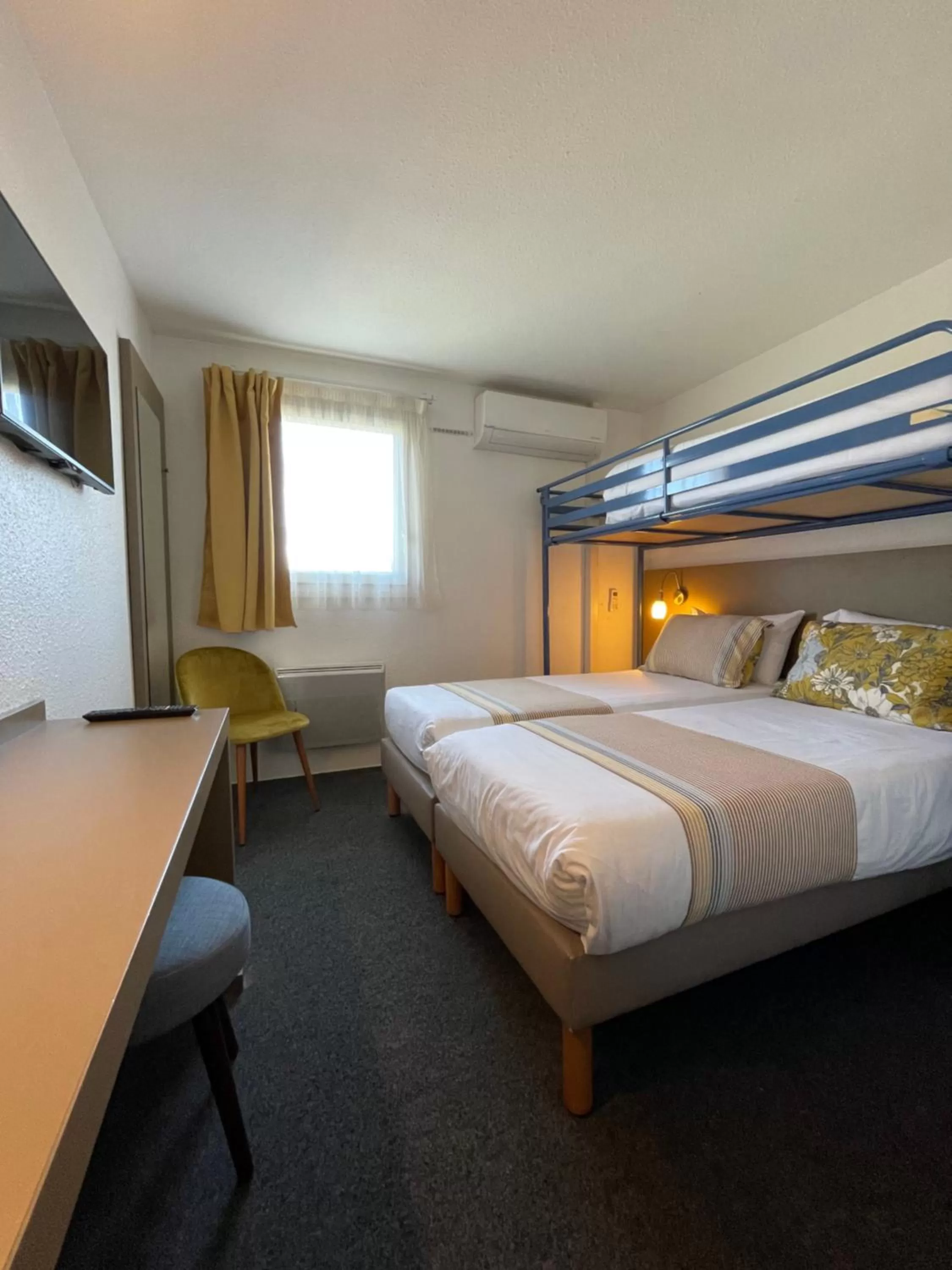 Bed in FastHôtel Biarritz Bidart Côte-Basque - Un hôtel FH Collection