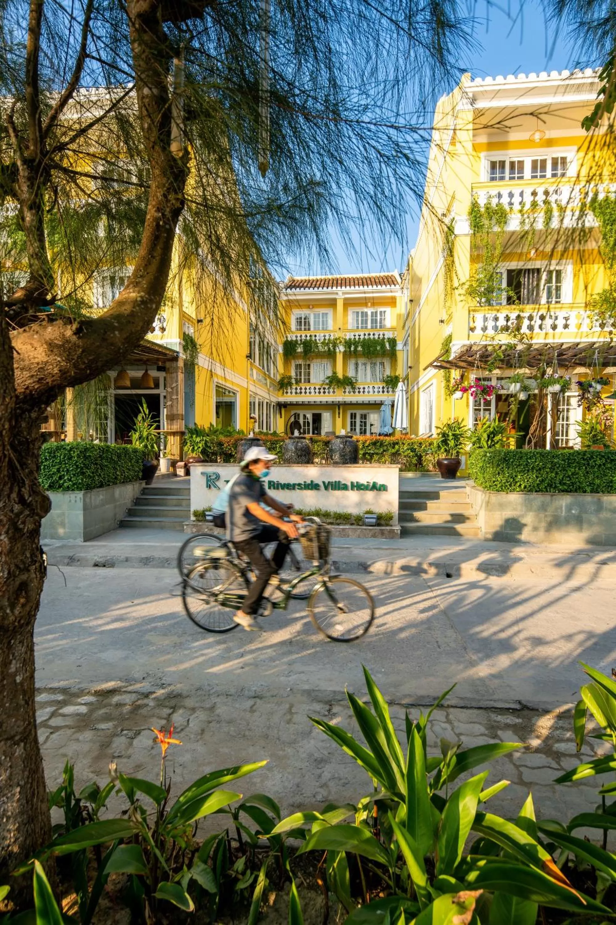 Property Building in TRIPLE Riverside Villa Hotel HoiAn