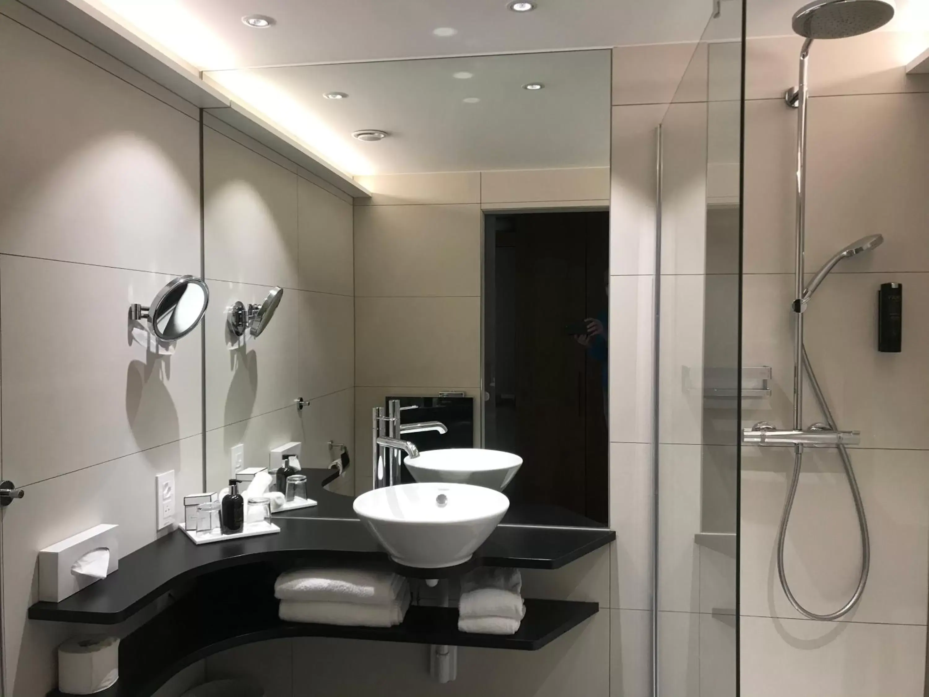 Bathroom in Seehotel Pilatus