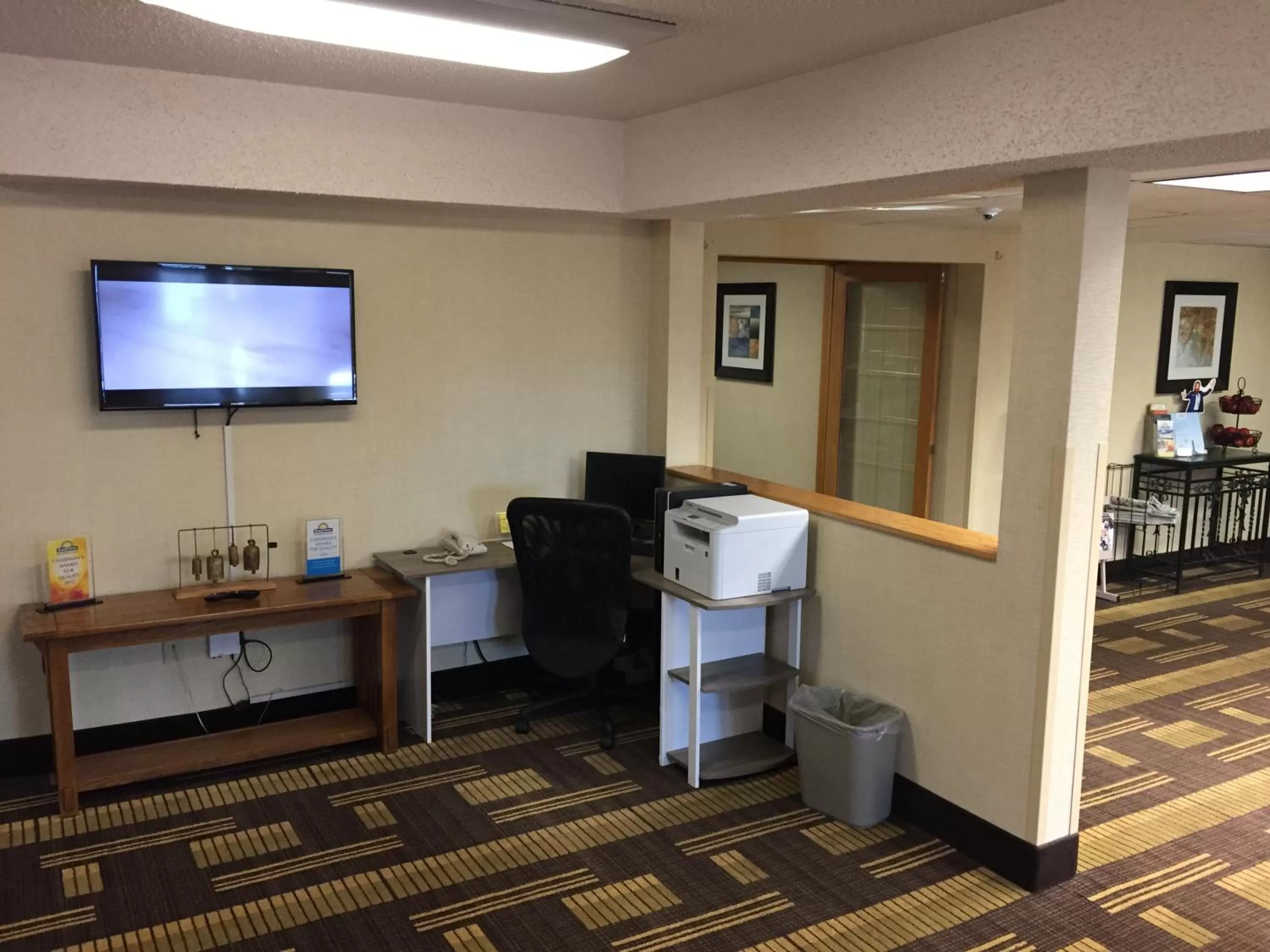 Lobby or reception in Days Inn by Wyndham Bismarck