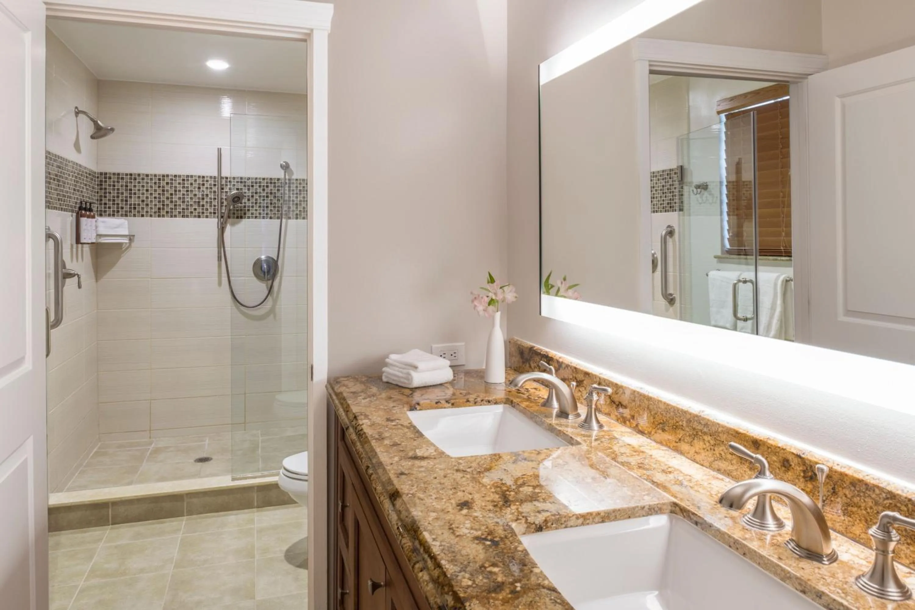 Bathroom in Marriott's Lakeshore Reserve