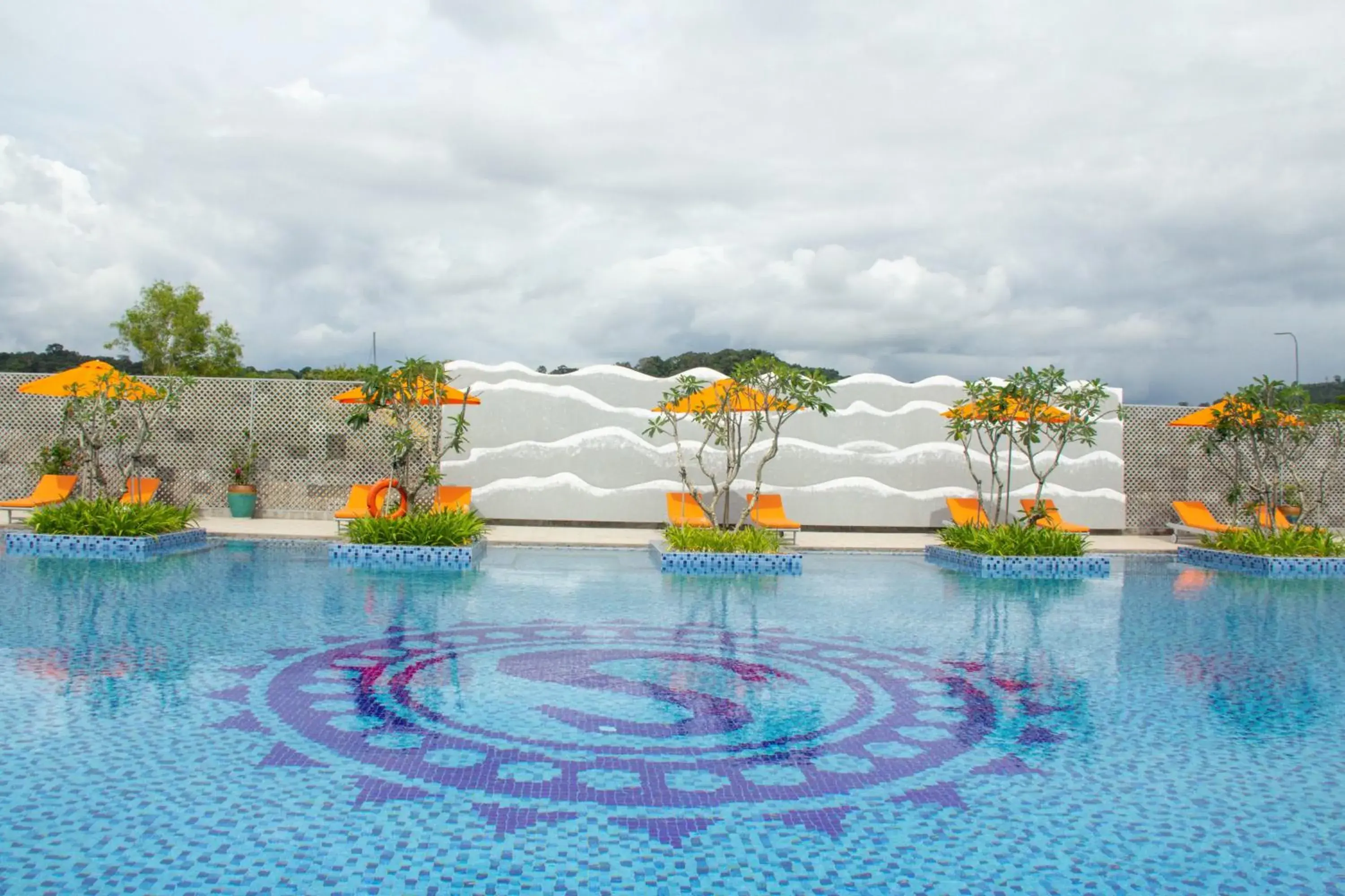 Swimming Pool in Sunset Sanato Resort & Villas