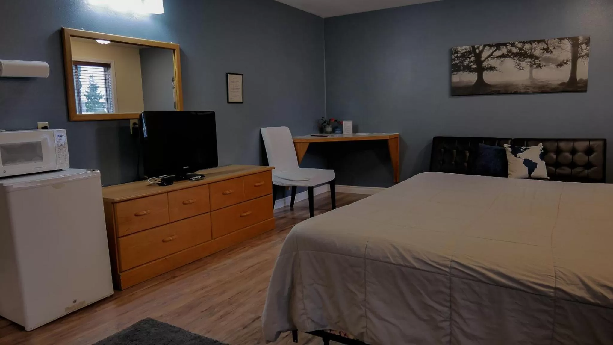 TV and multimedia, Bed in Snohomish Inn