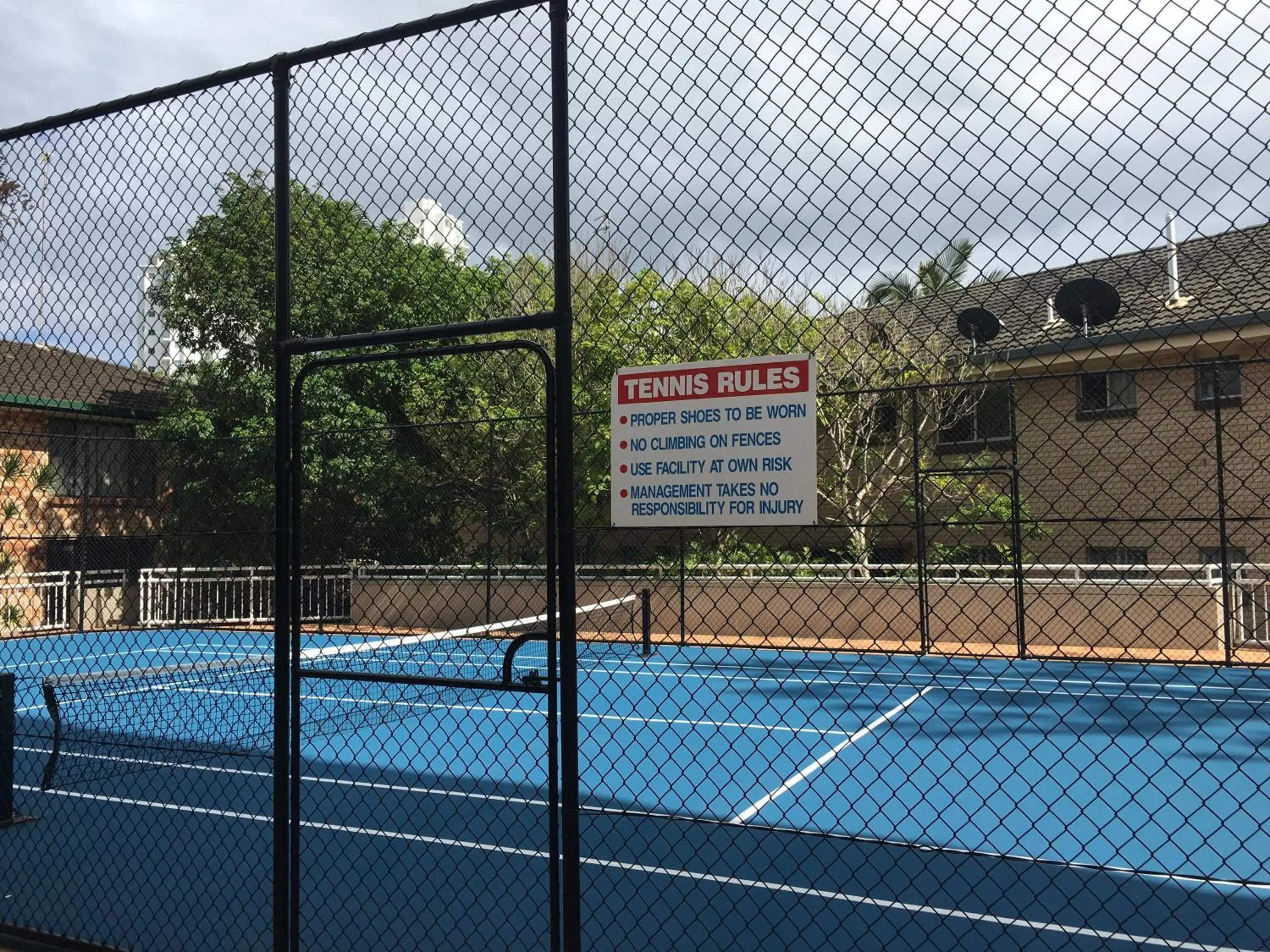 Tennis court, Tennis/Squash in Wharf Boutique Apartments