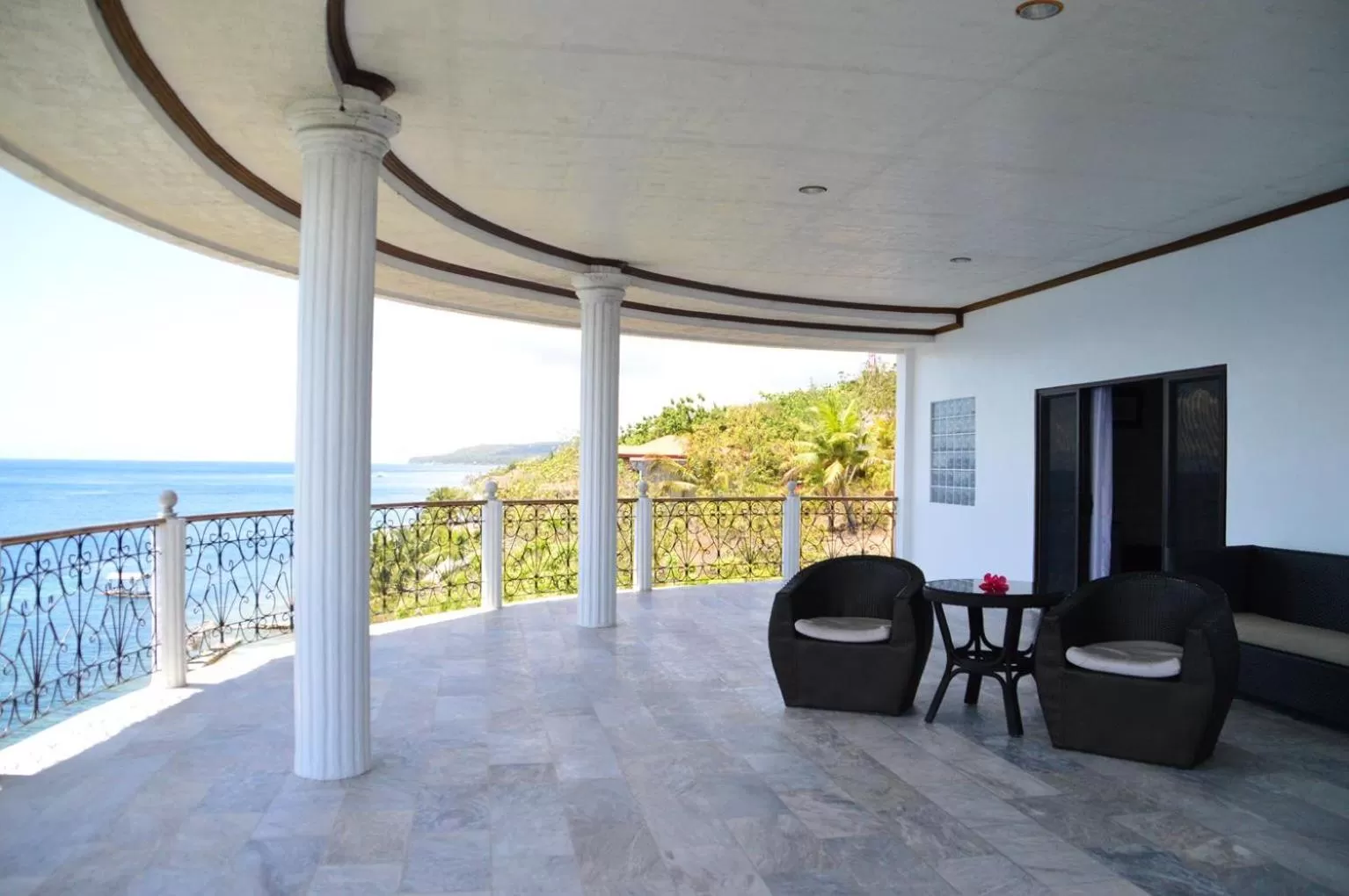 Balcony/Terrace in Eden Resort