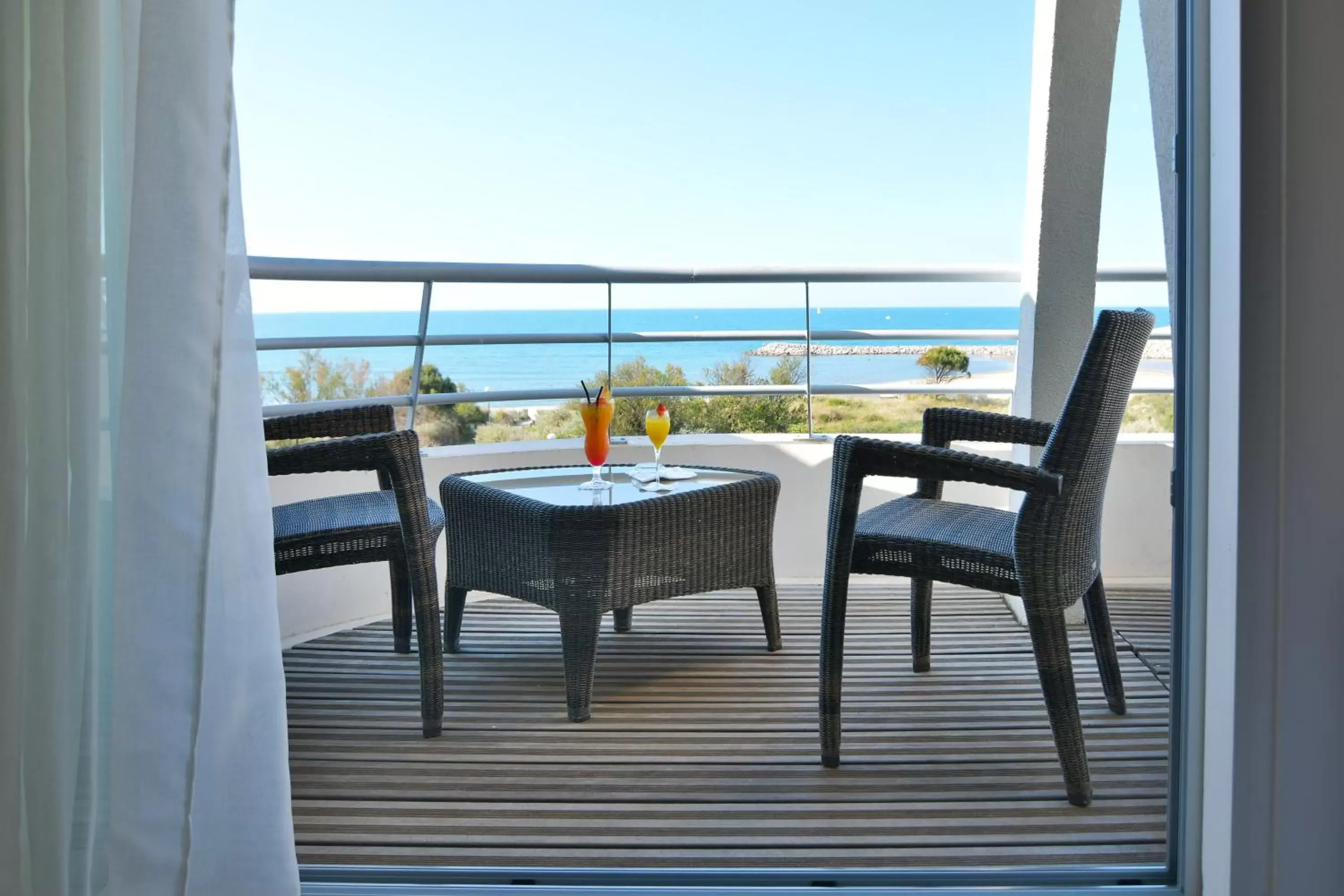 Balcony/Terrace in Hôtel Les Corallines – Thalasso & Spa