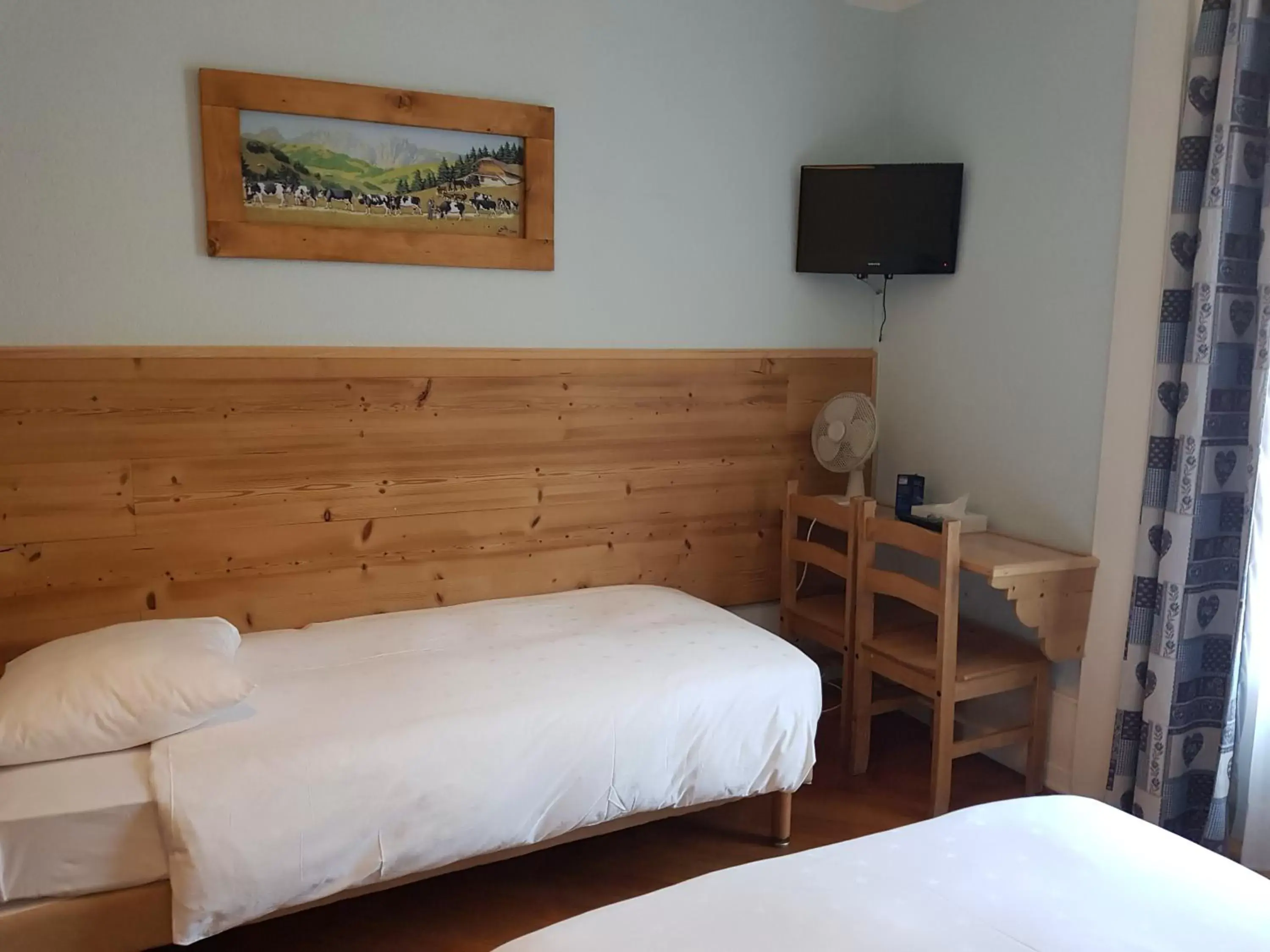 Bedroom, Bed in Hotel de Geneve