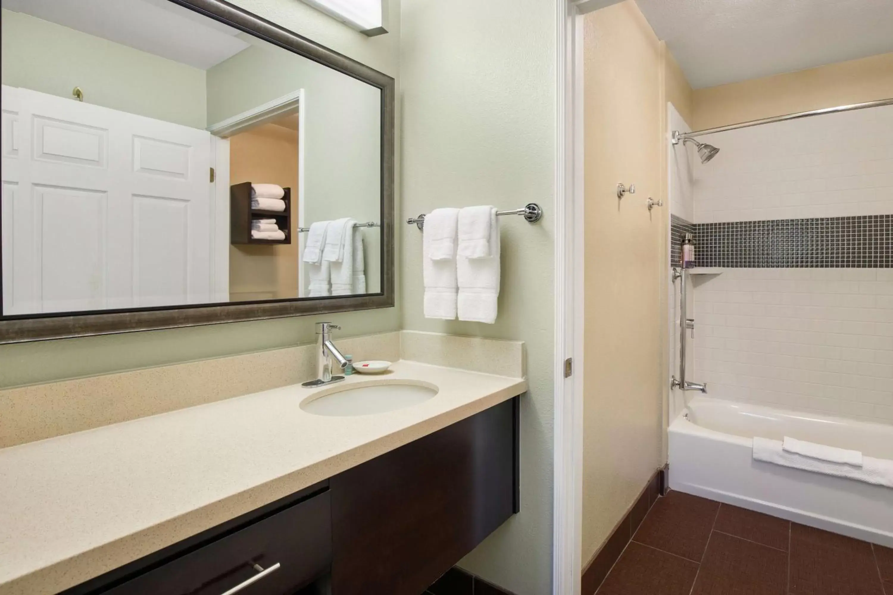 Bathroom in Sonesta ES Suites San Diego - Rancho Bernardo