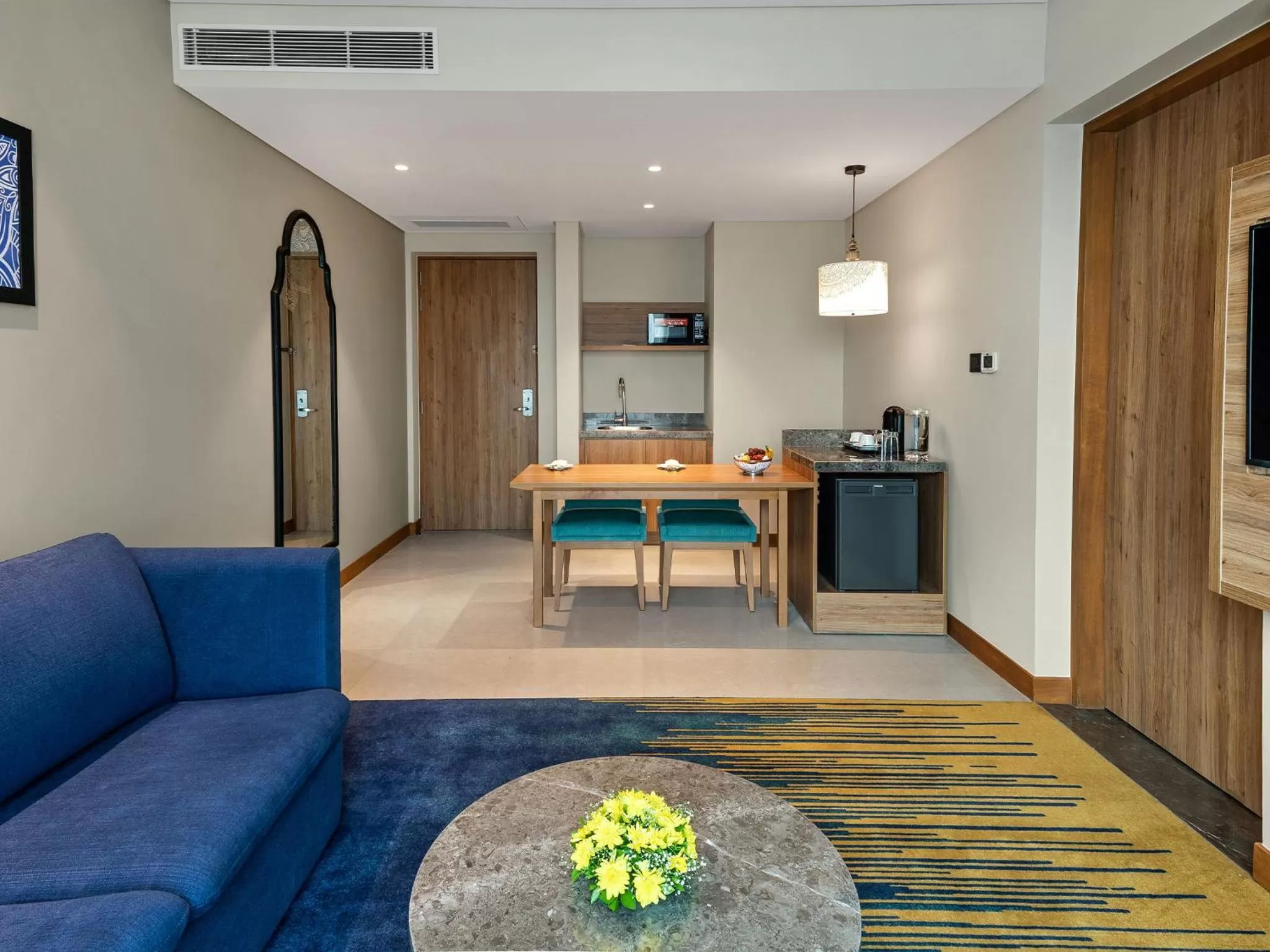 Living room in Grand Mercure Ahmedabad GIFT City - An Accor Hotels Brand