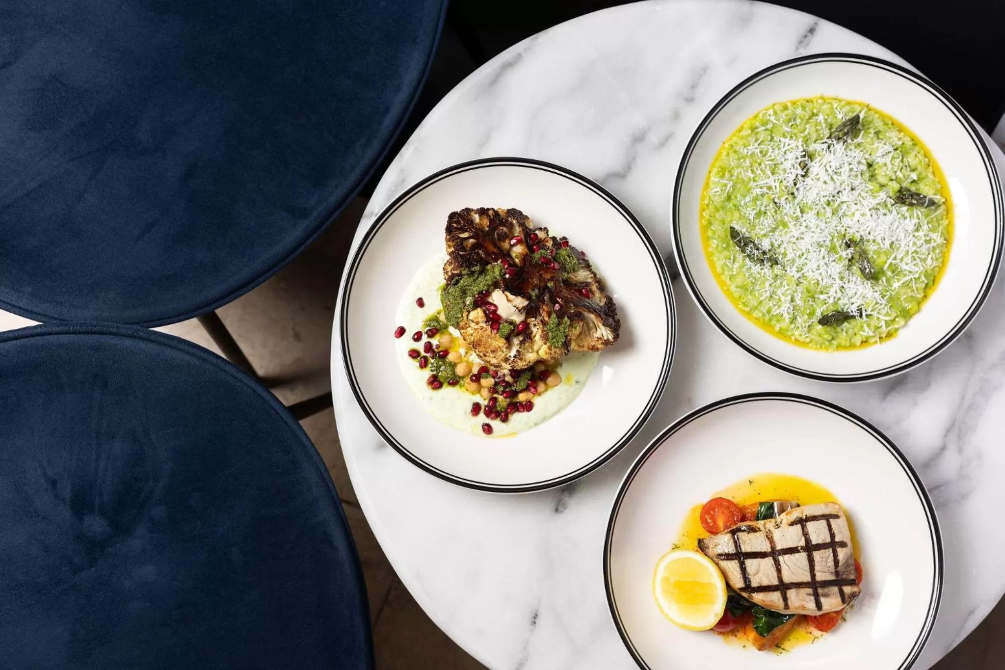 Restaurant/places to eat in Crowne Plaza Canberra by IHG