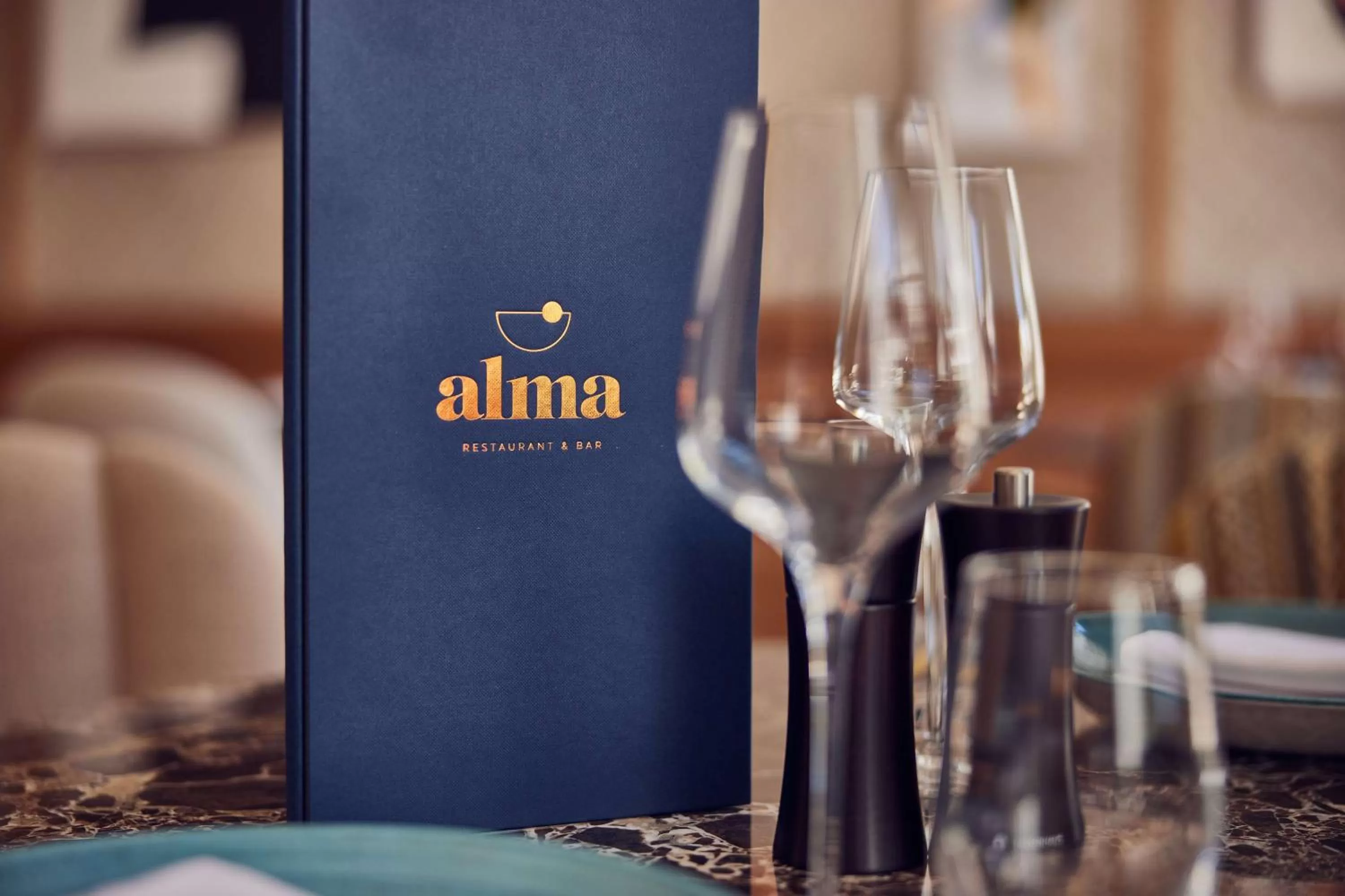 Restaurant/places to eat in Hilton Mallorca Galatzo