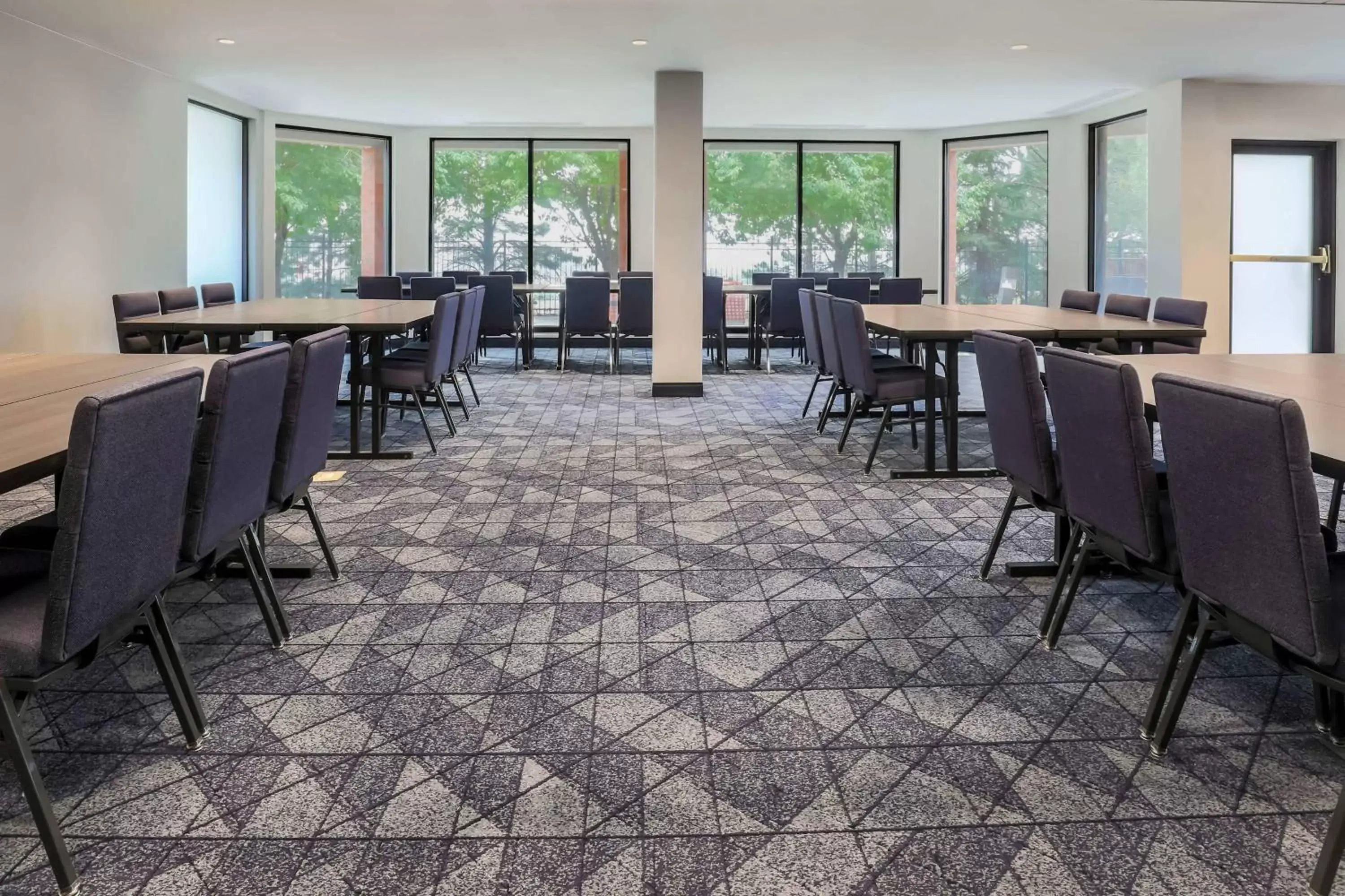 Meeting/conference room, Restaurant/Places to Eat in Courtyard by Marriott Denver Golden/Red Rocks